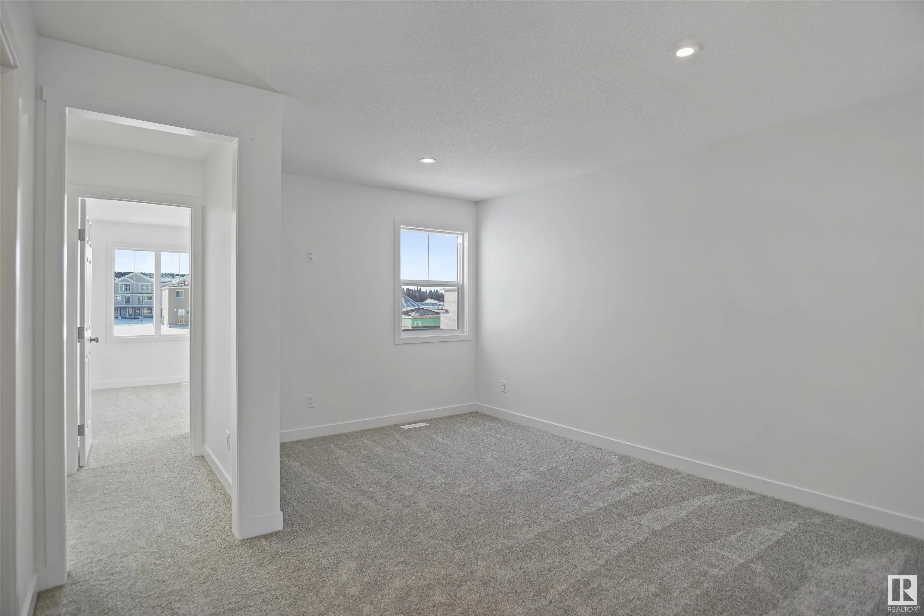 69 NETTLE Crescent