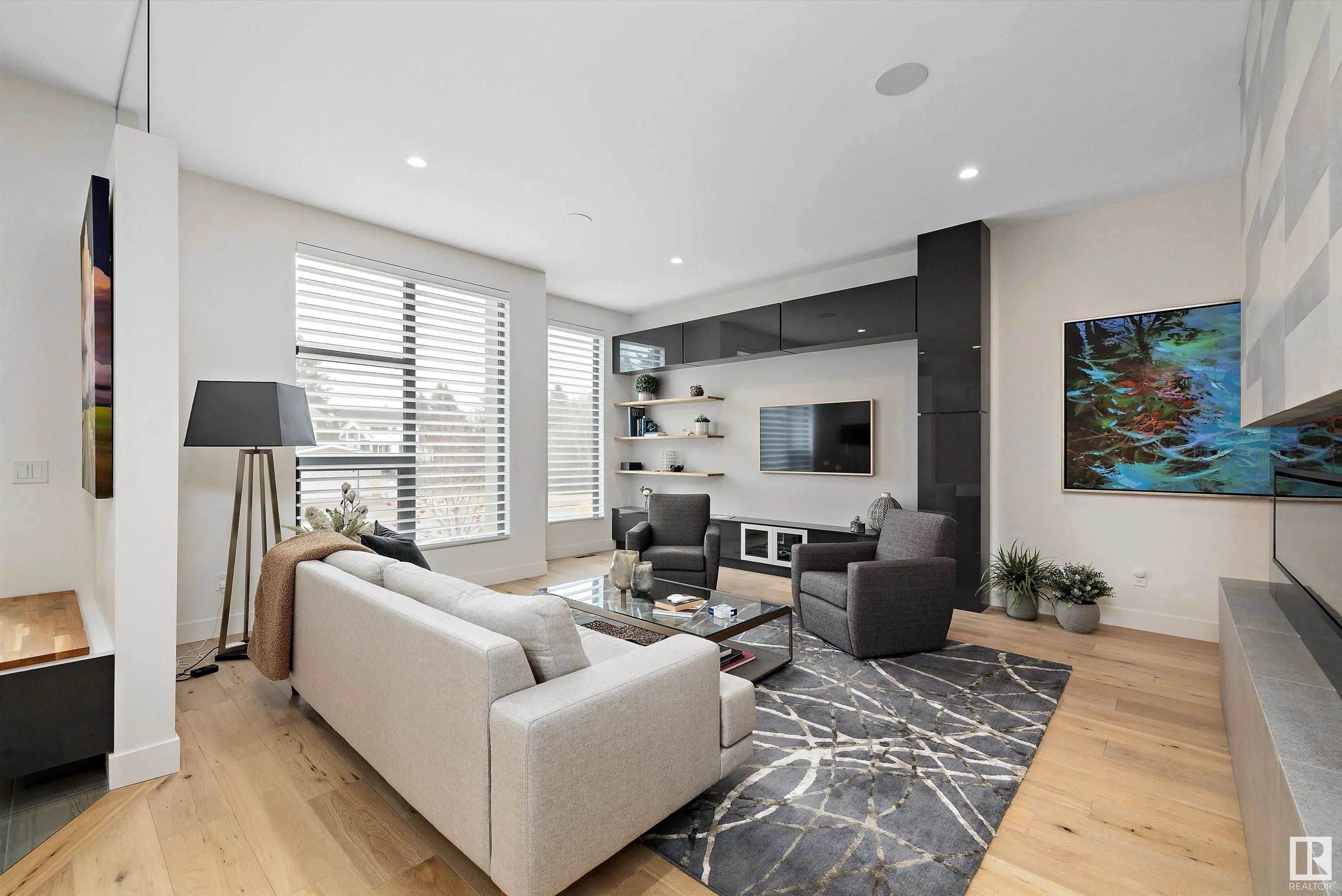 44A VALLEYVIEW Crescent