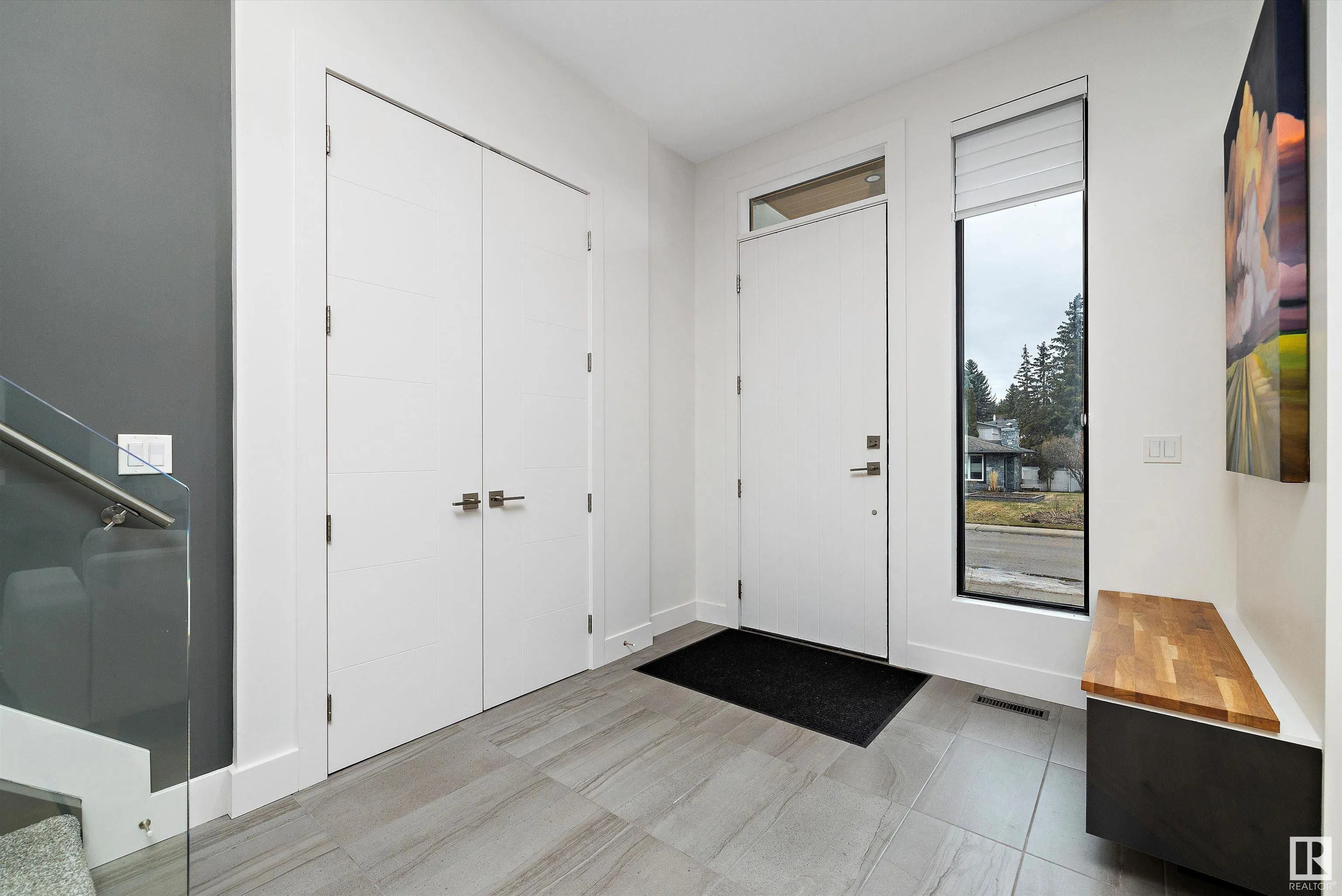 44A VALLEYVIEW Crescent
