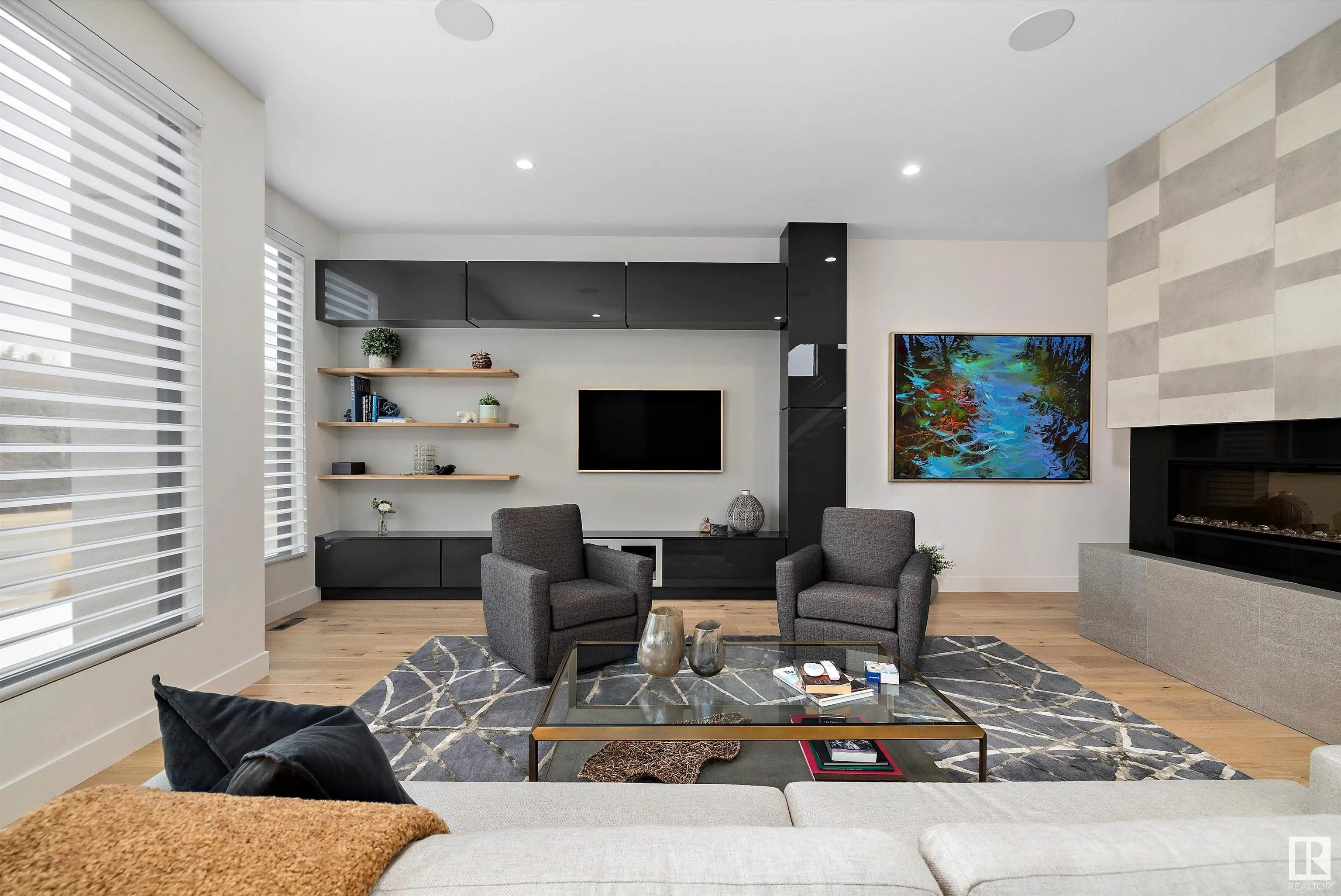 44A VALLEYVIEW Crescent