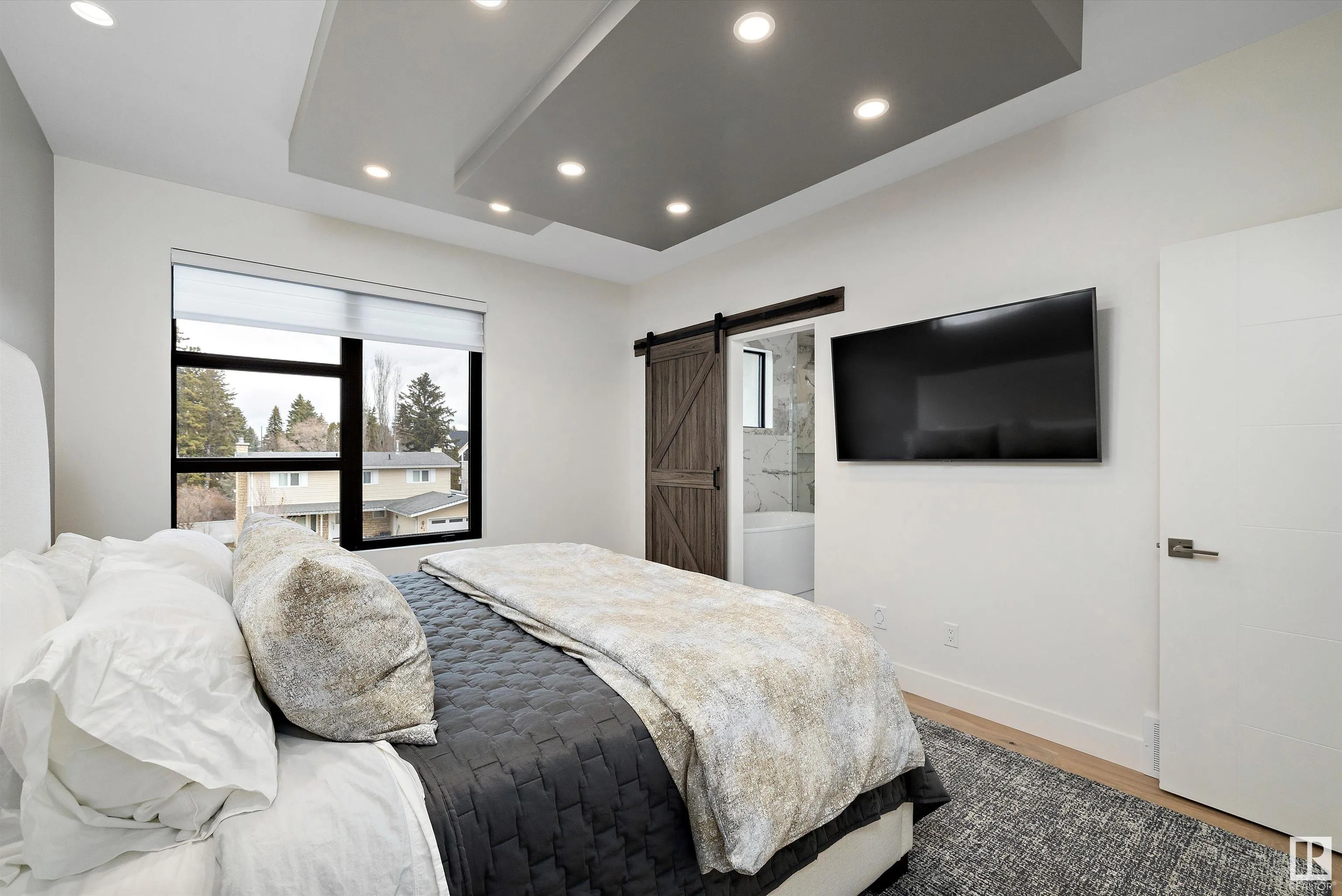44A VALLEYVIEW Crescent