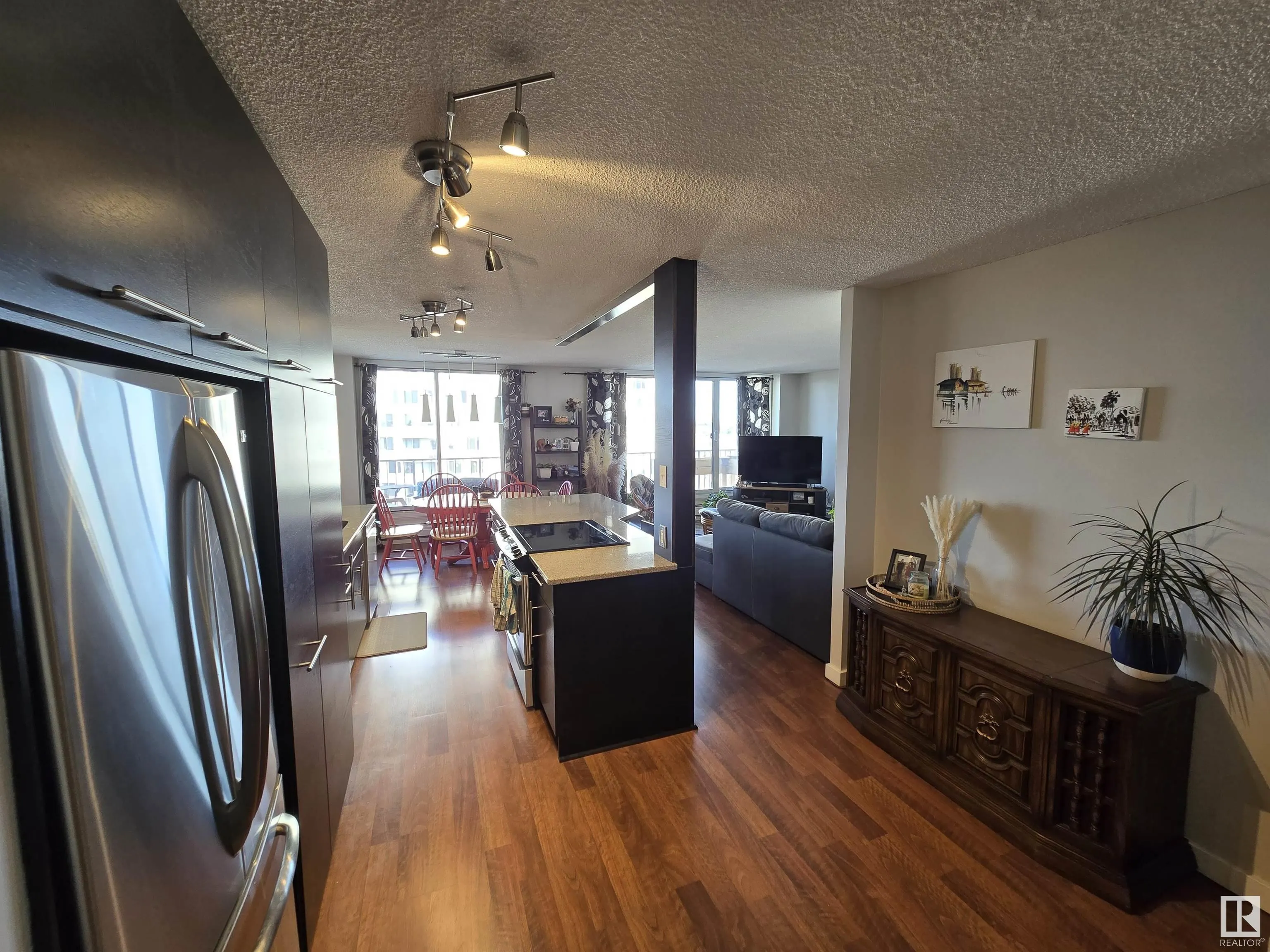 10135 SASKATCHEWAN Drive