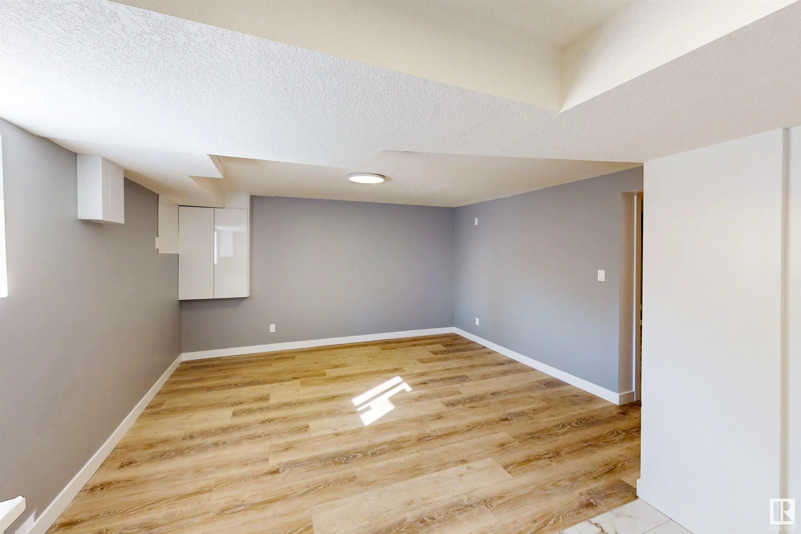 12912 123A ST