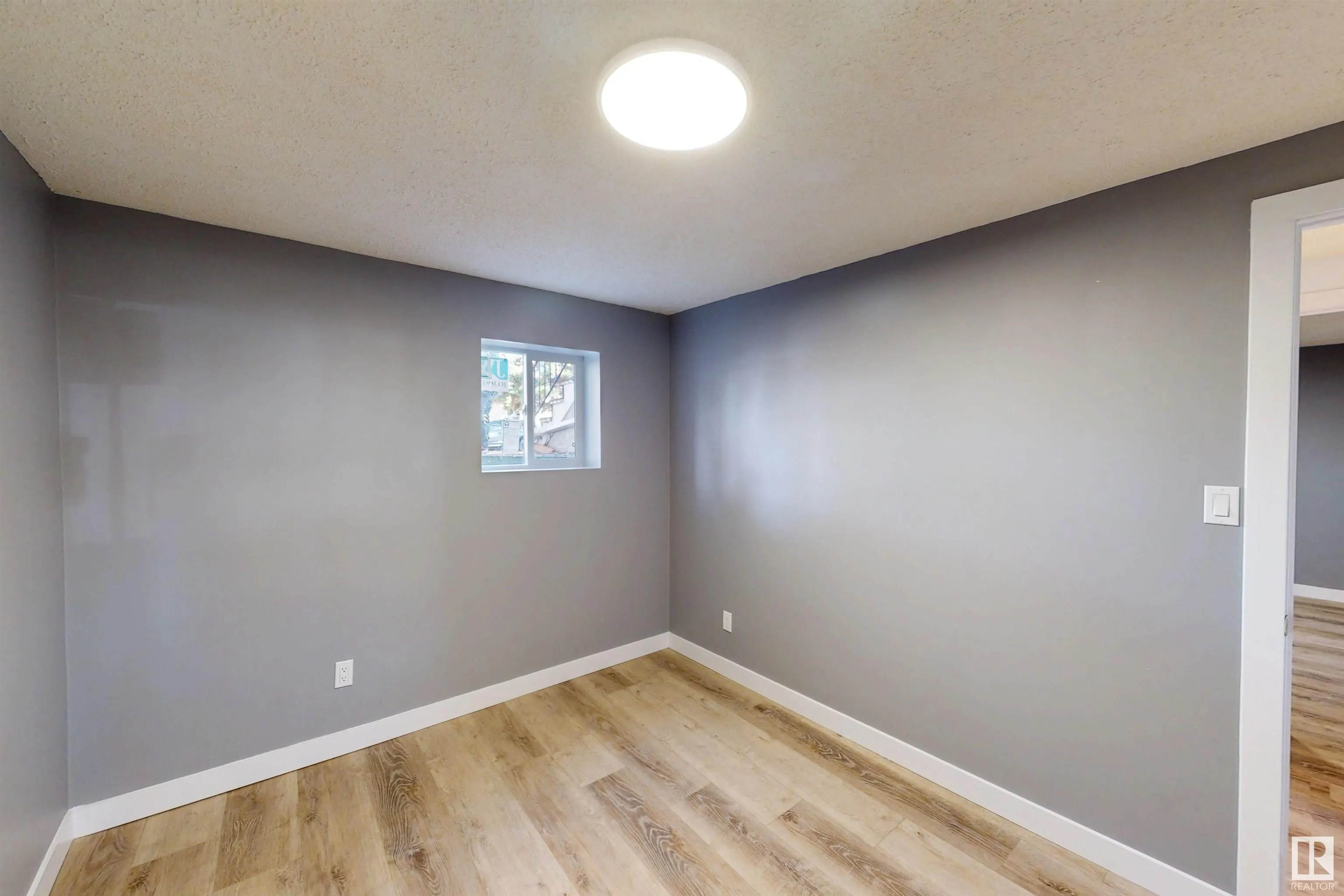 12912 123A ST