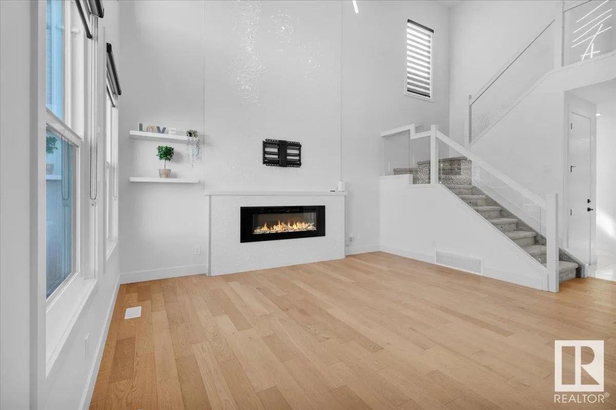 16112 34 Avenue