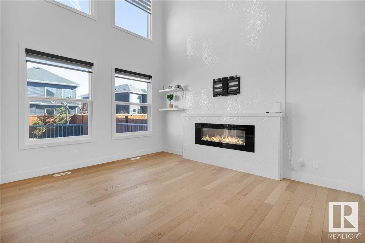 16112 34 Avenue