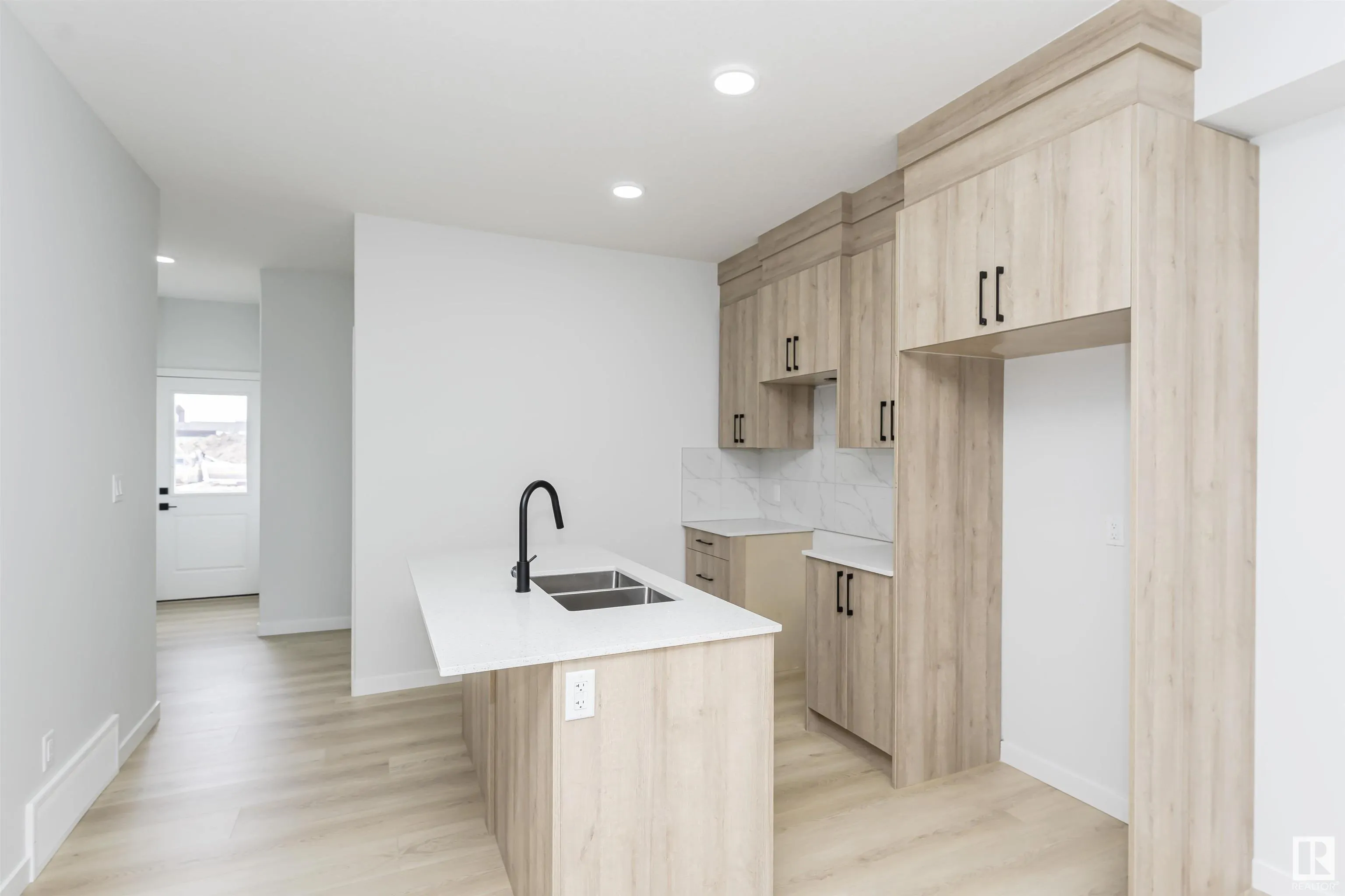 6397 King Wynd