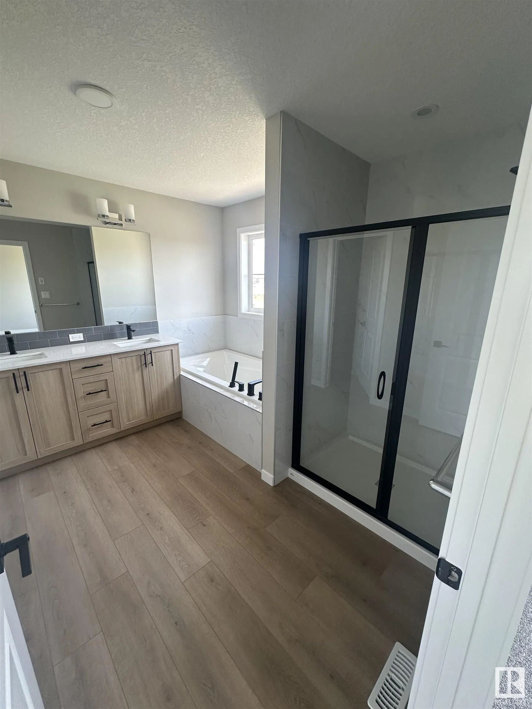 4707 KINNEY Road