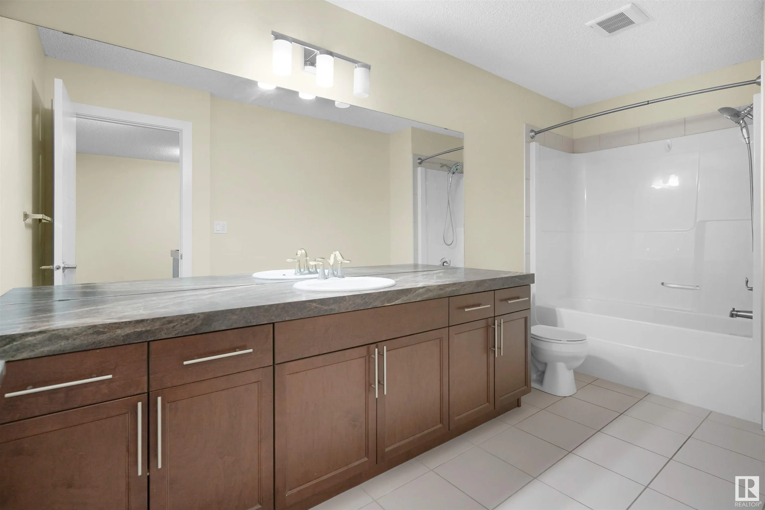 3071 Carpenter Landing