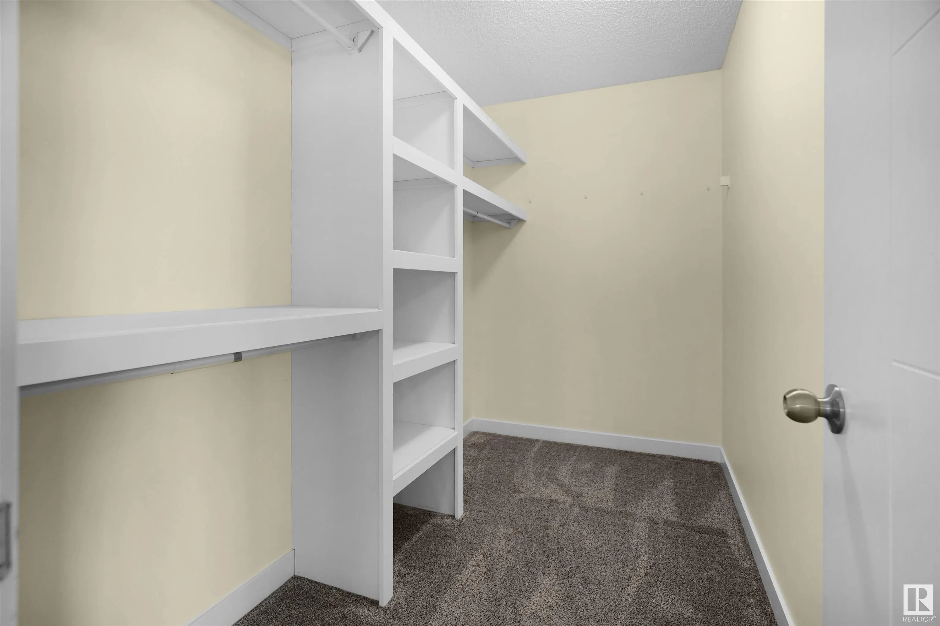 3071 Carpenter Landing