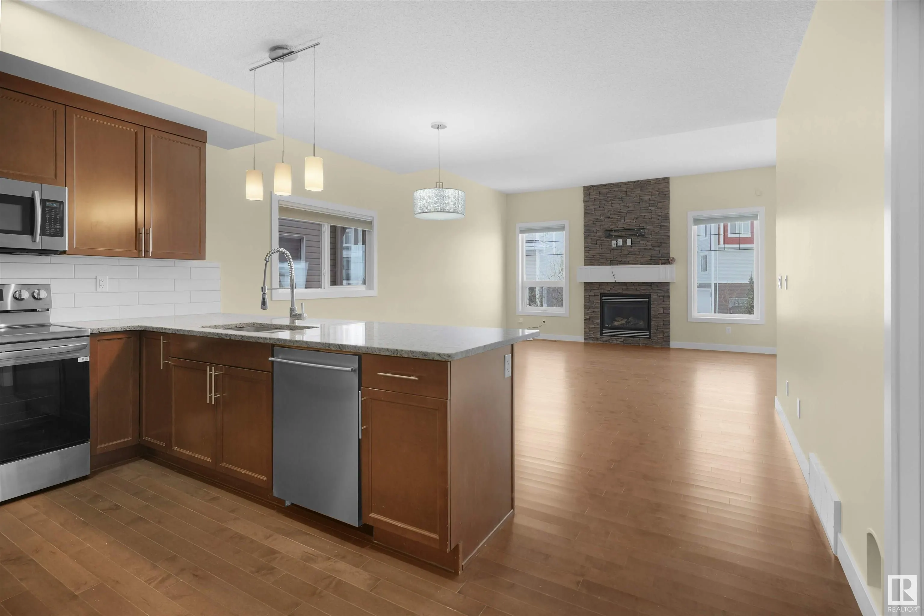 3071 Carpenter Landing