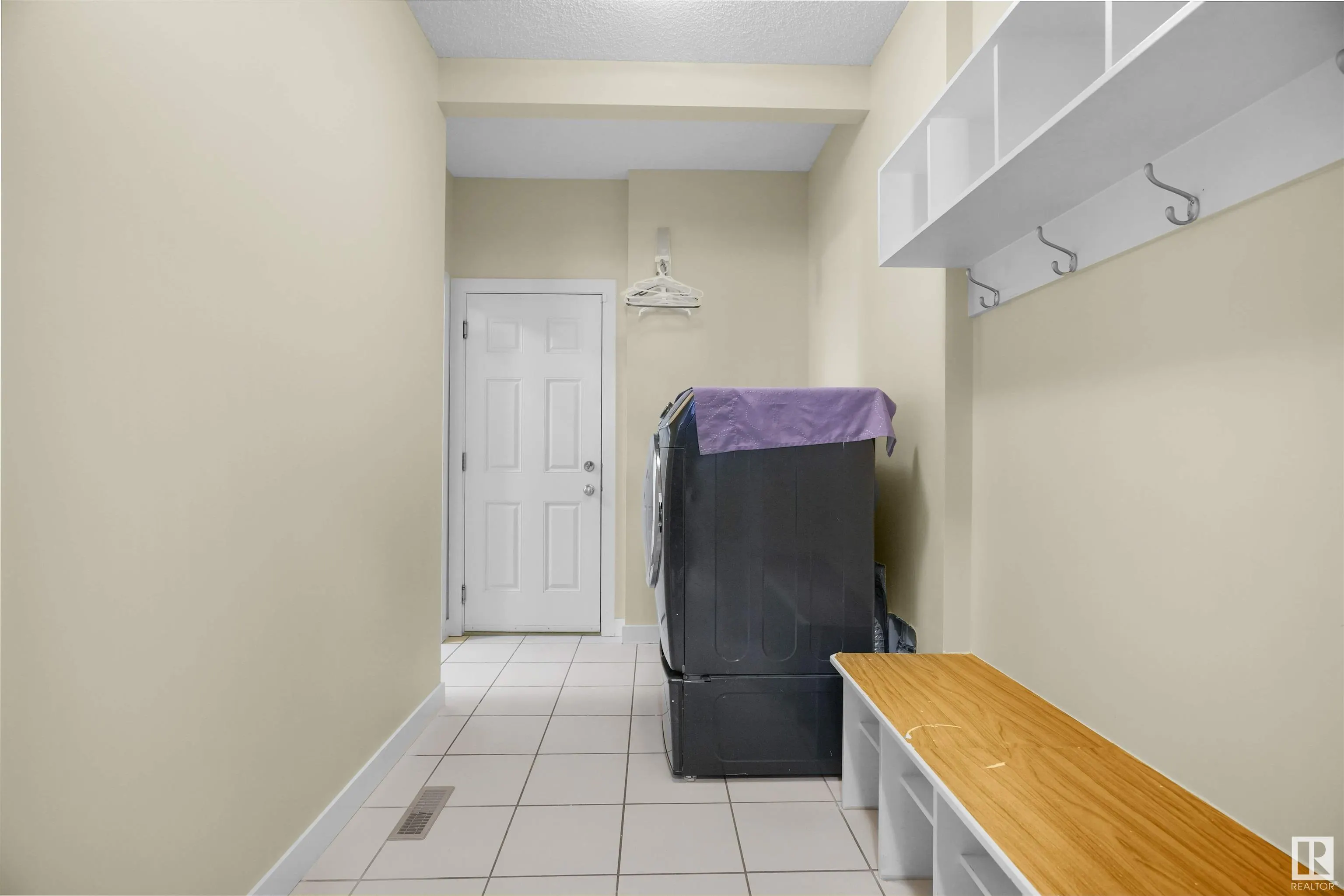 3071 Carpenter Landing