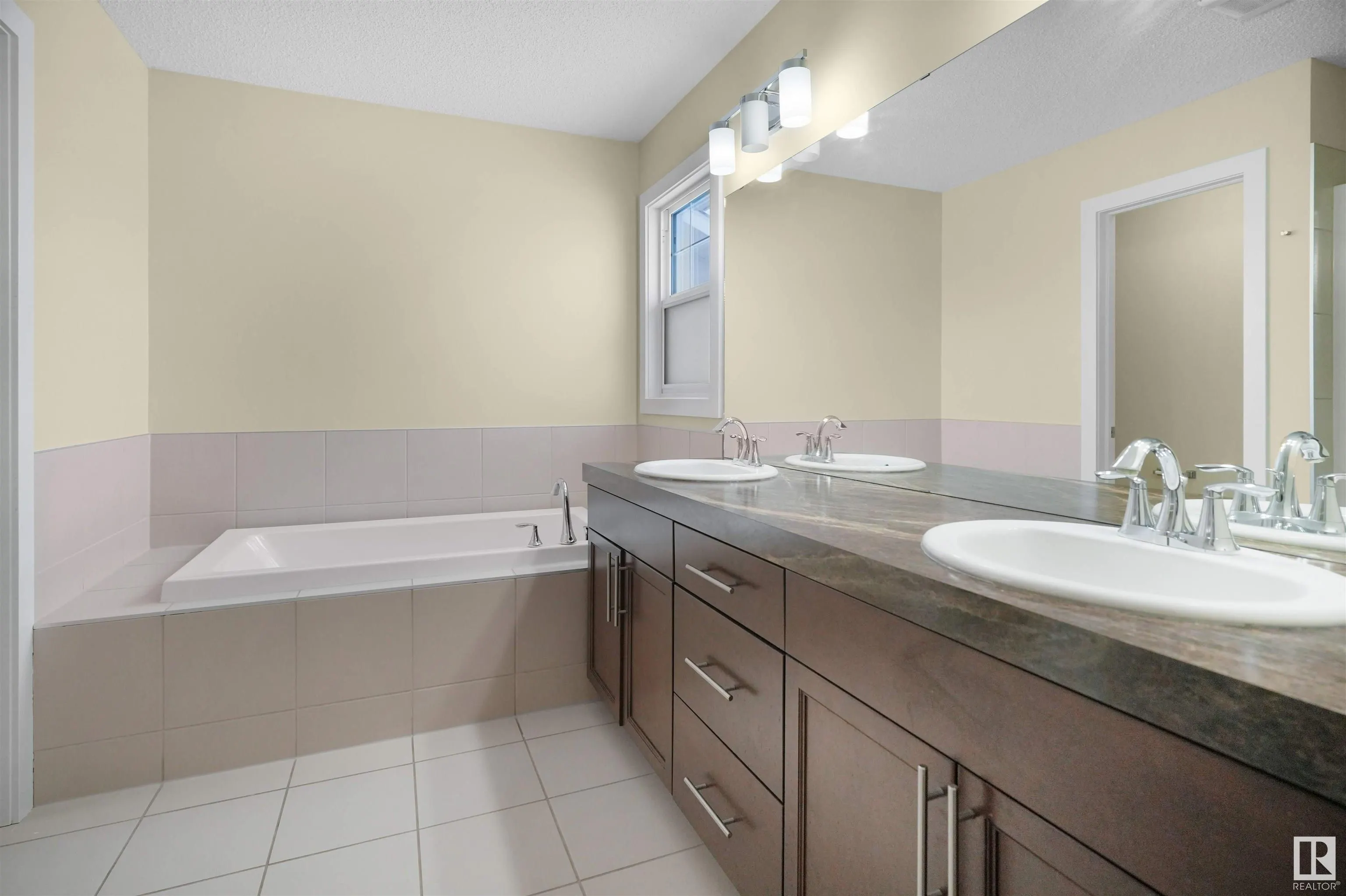 3071 Carpenter Landing