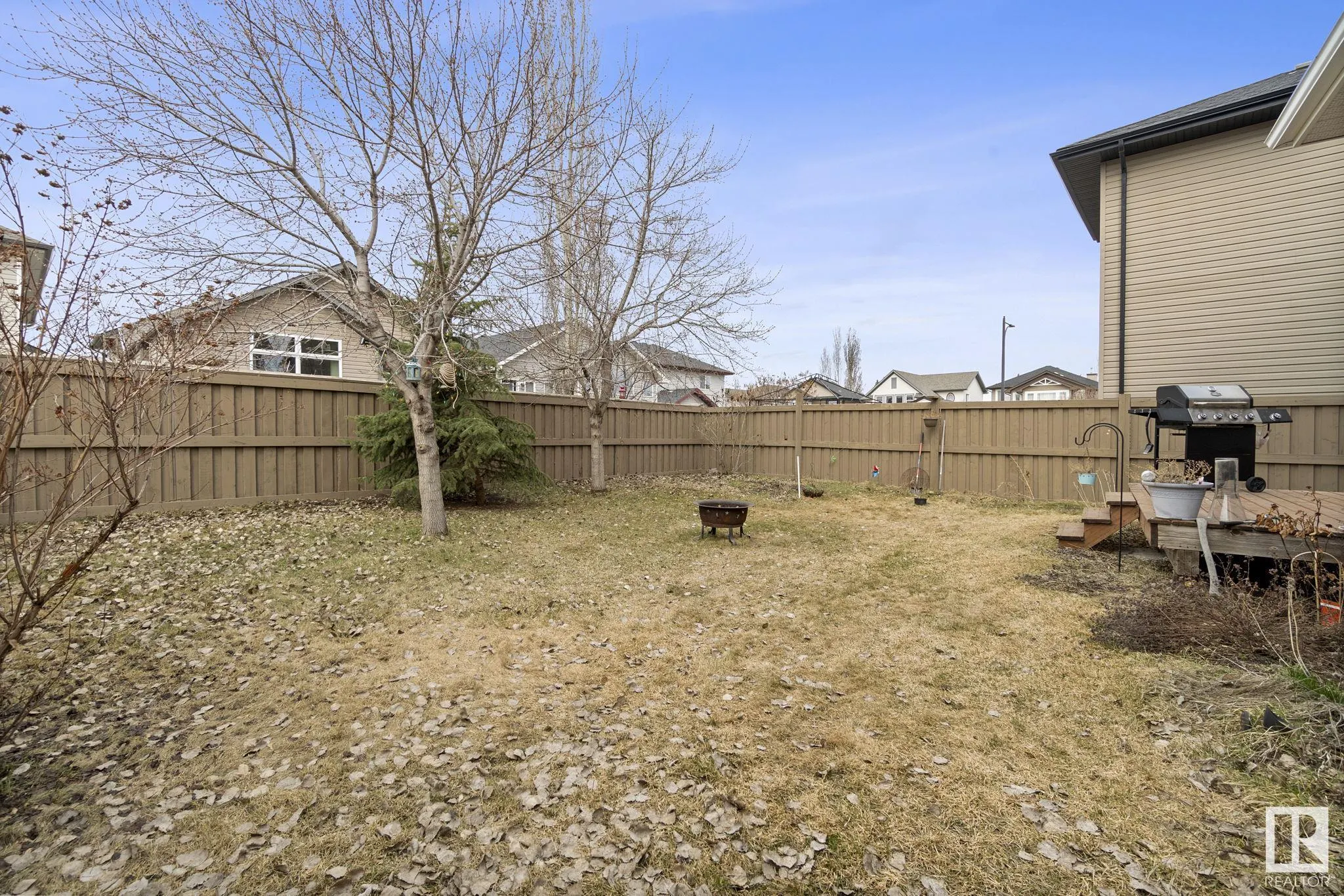 7308 SINGER Way