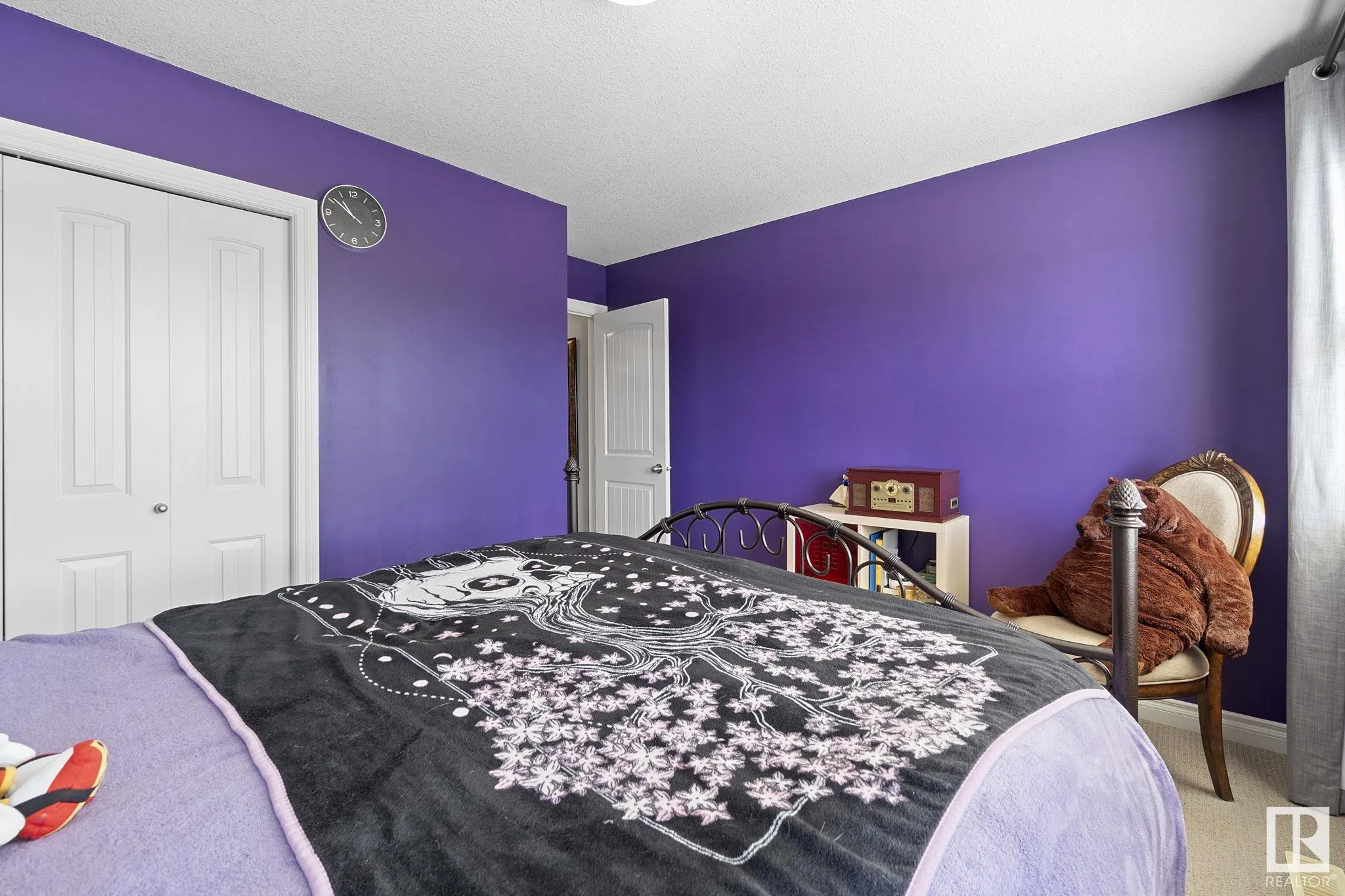 7308 SINGER Way