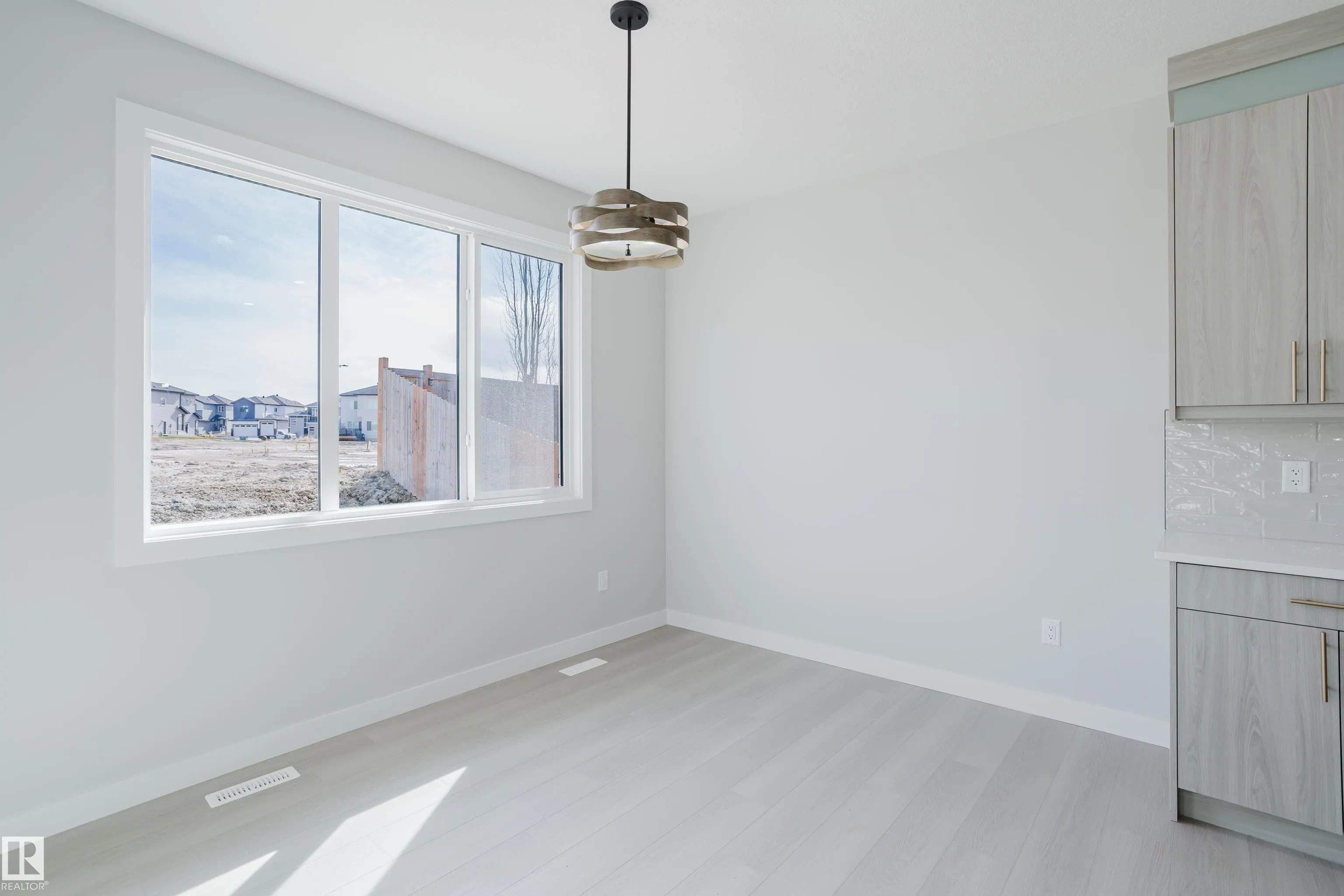 147 Caledonia Drive