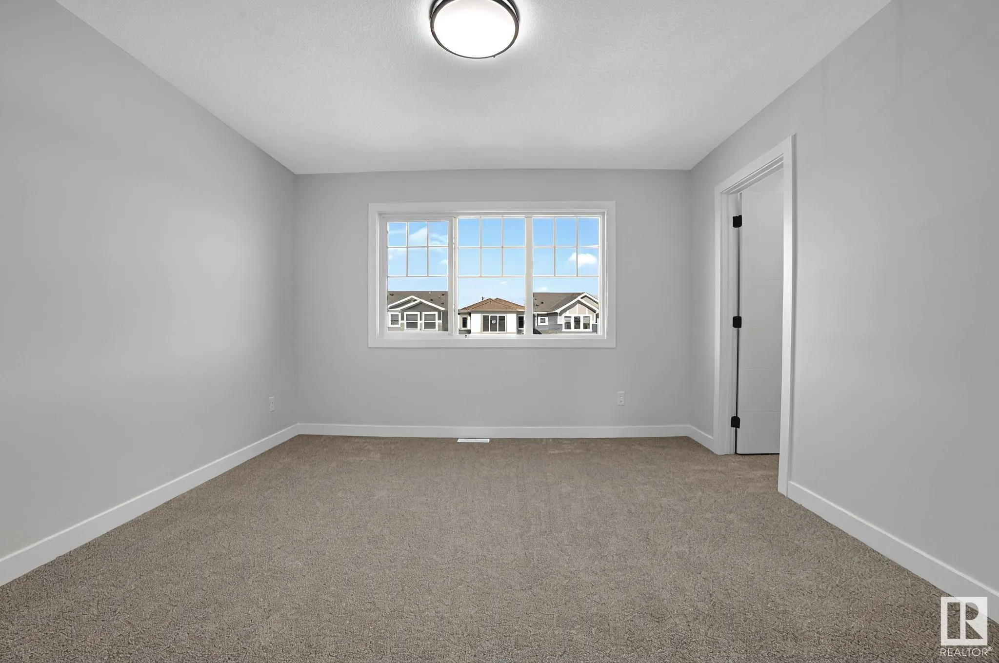 142 Larch Crescent