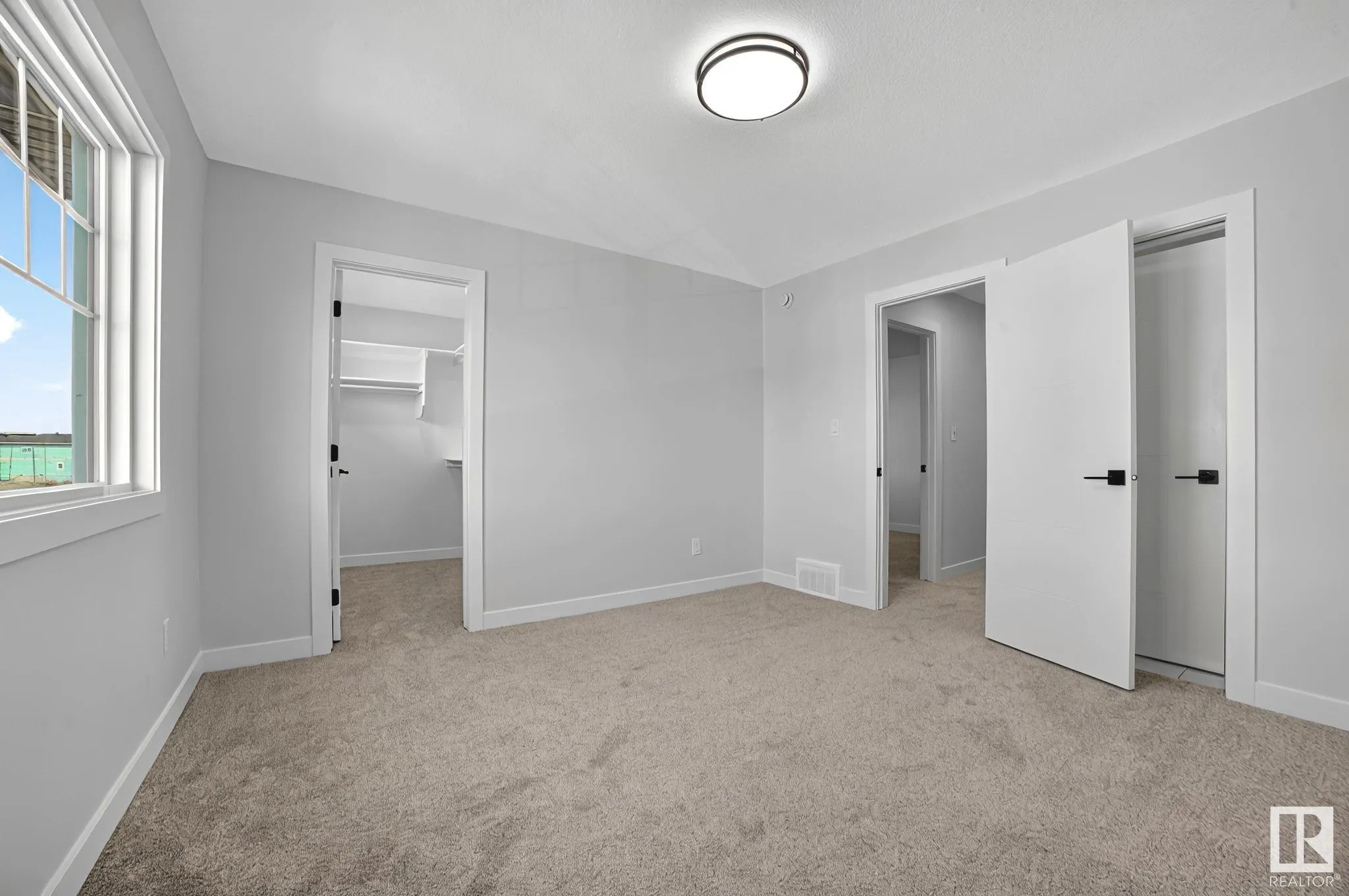 142 Larch Crescent