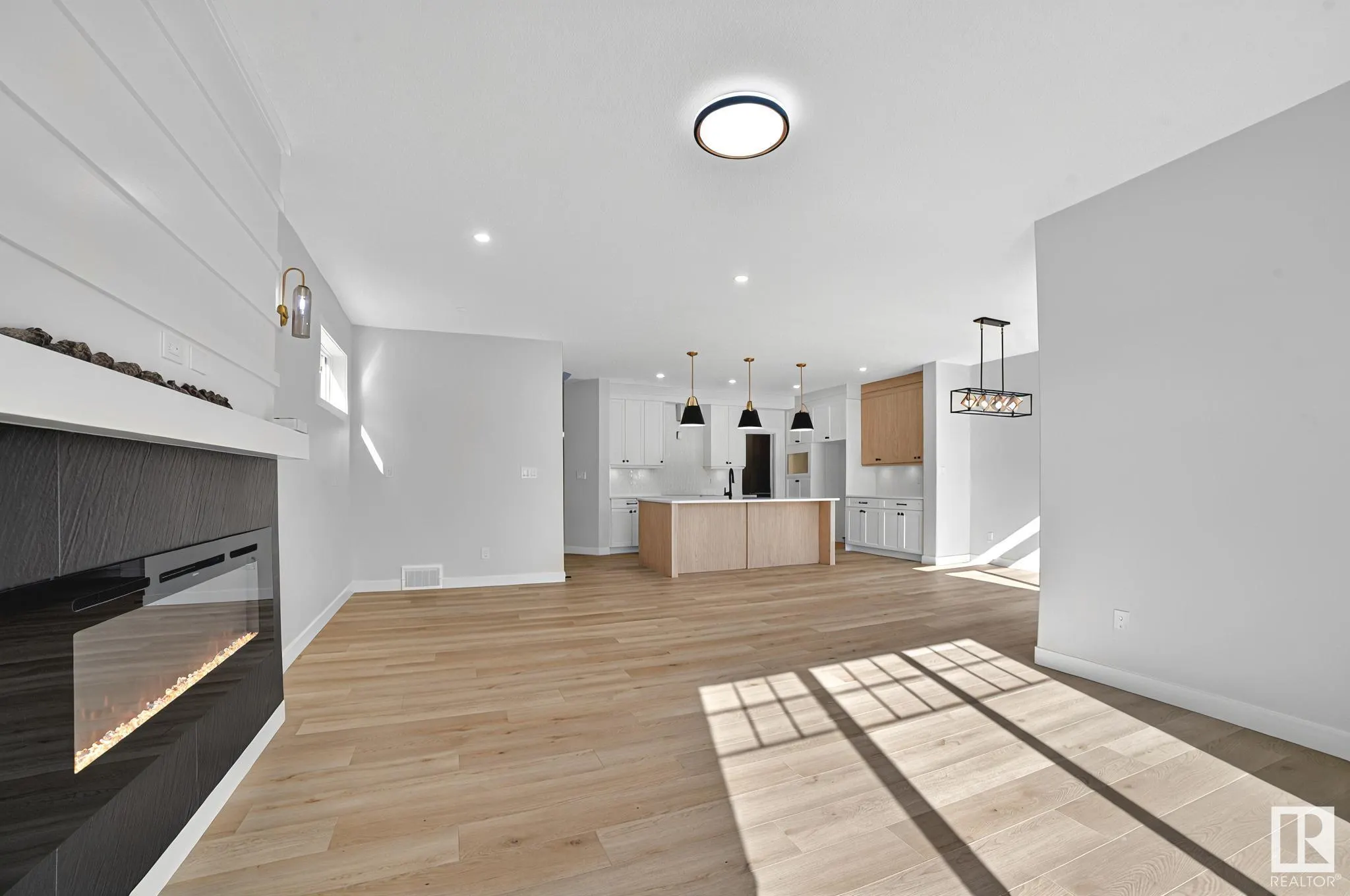 142 Larch Crescent