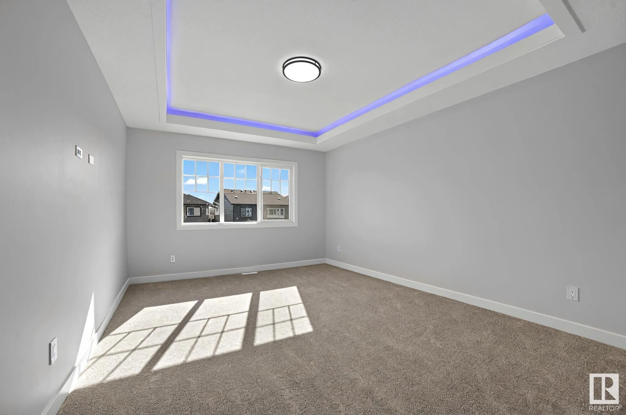 142 Larch Crescent