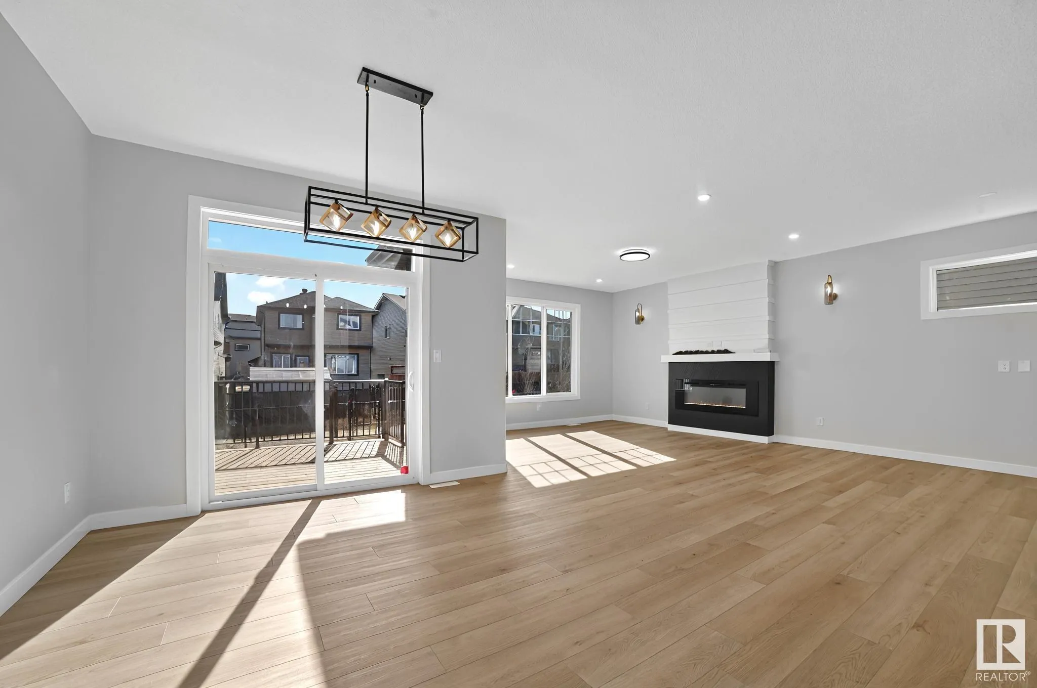 142 Larch Crescent