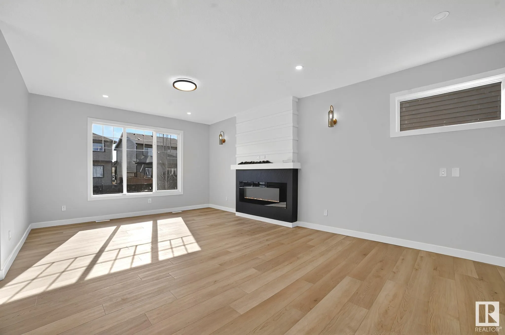 142 Larch Crescent
