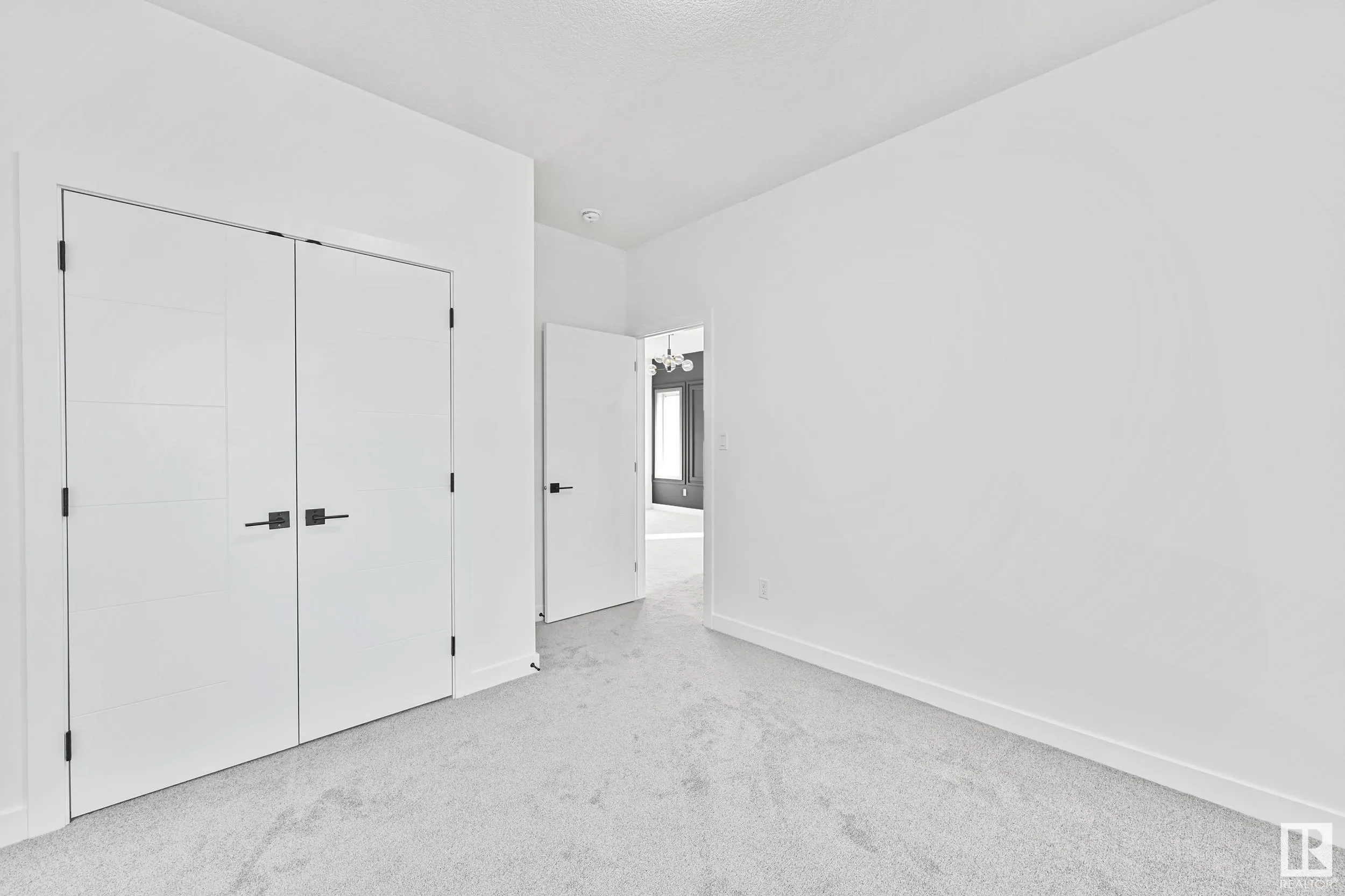 14 ENNS Court
