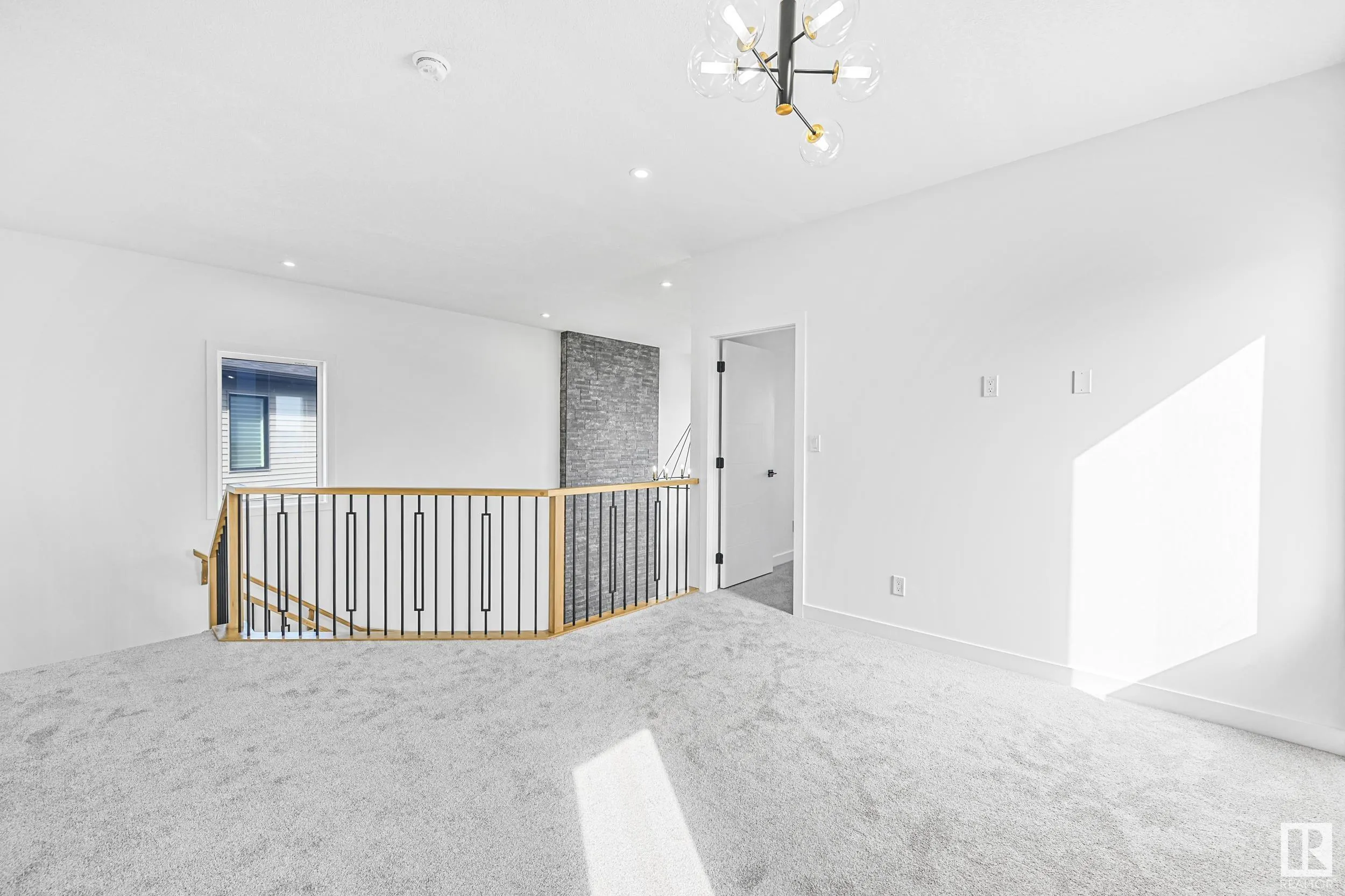 14 ENNS Court
