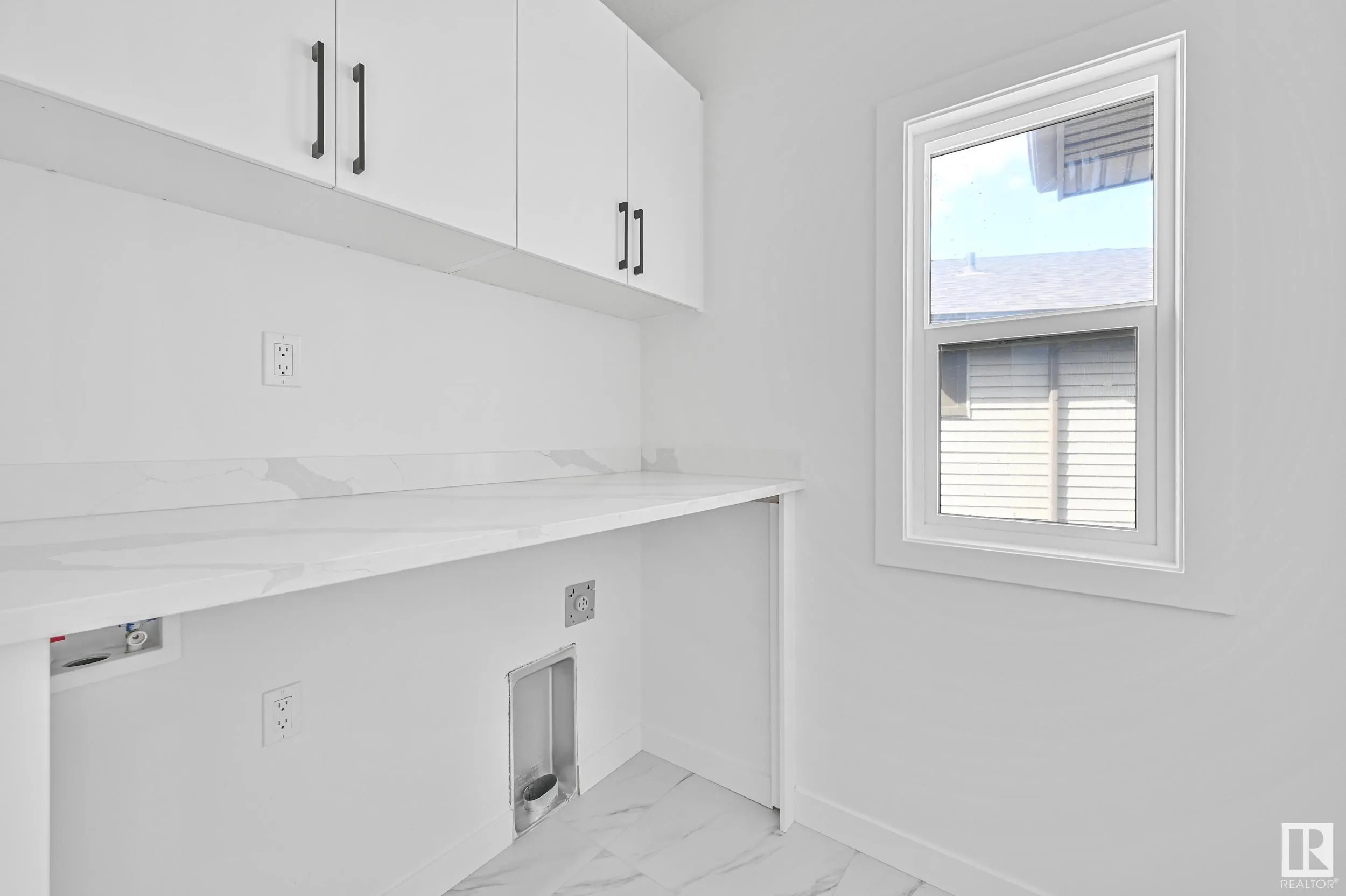 14 ENNS Court