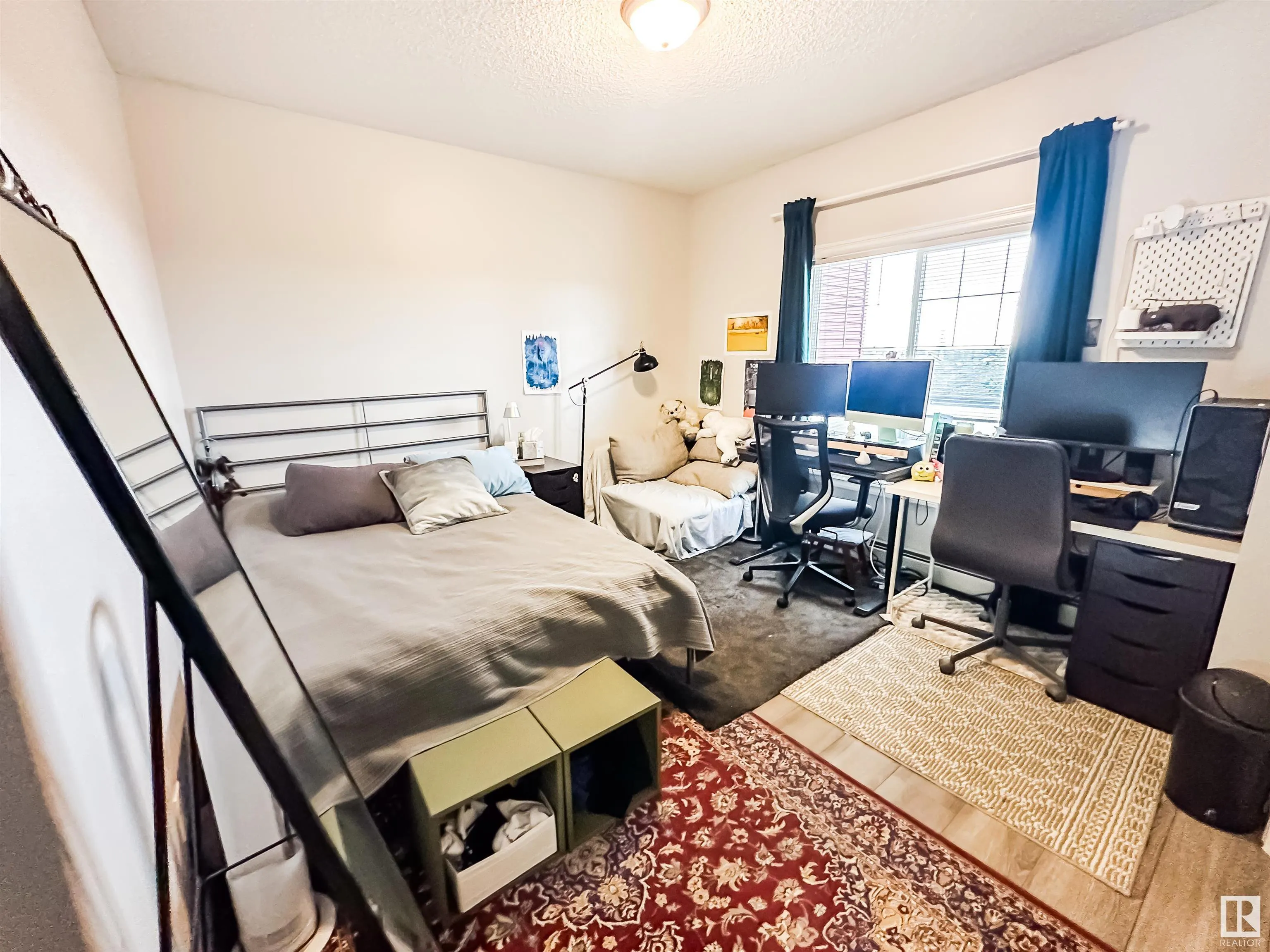 226 MACEWAN Road