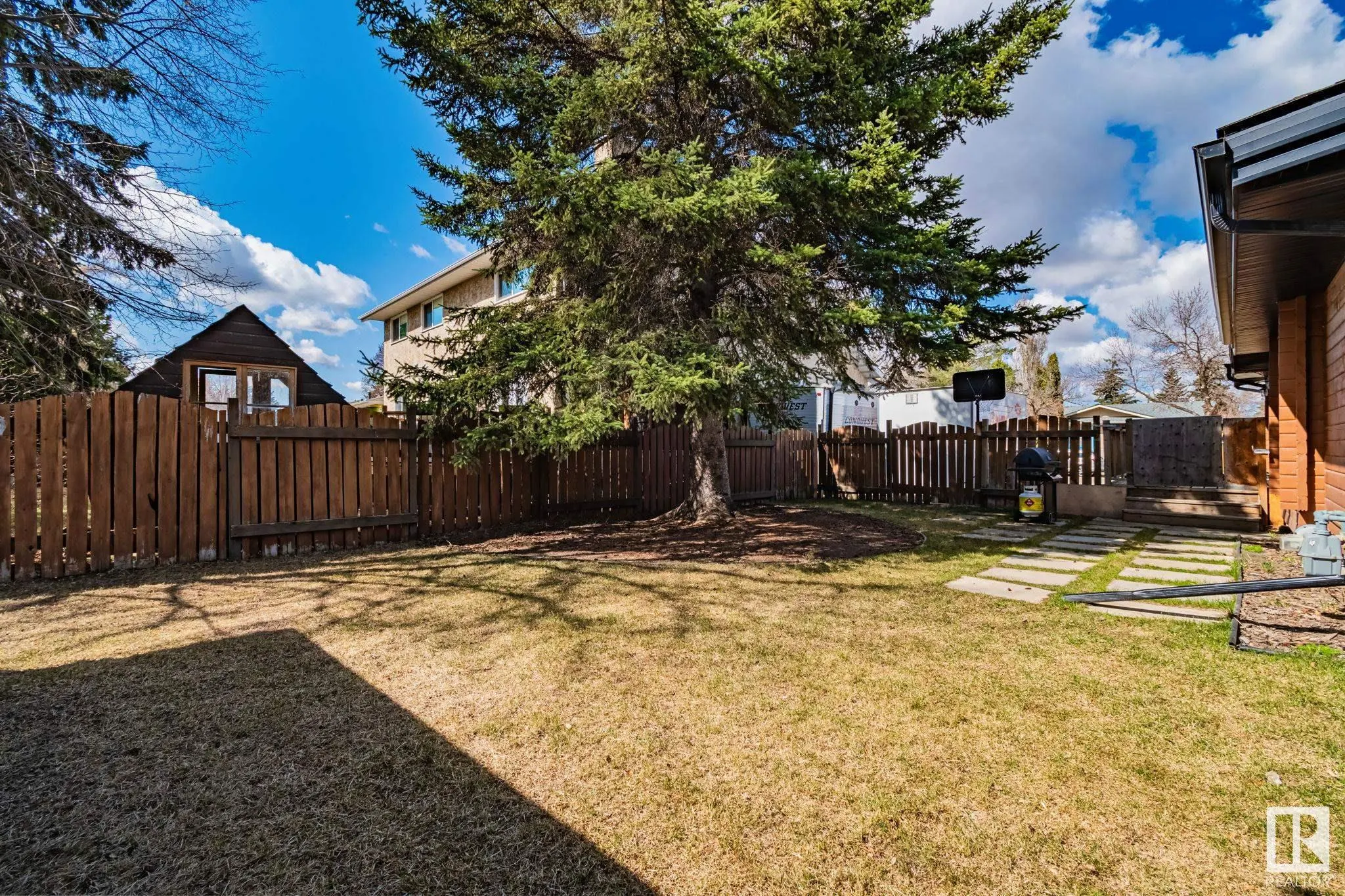 80 AKINS Drive
