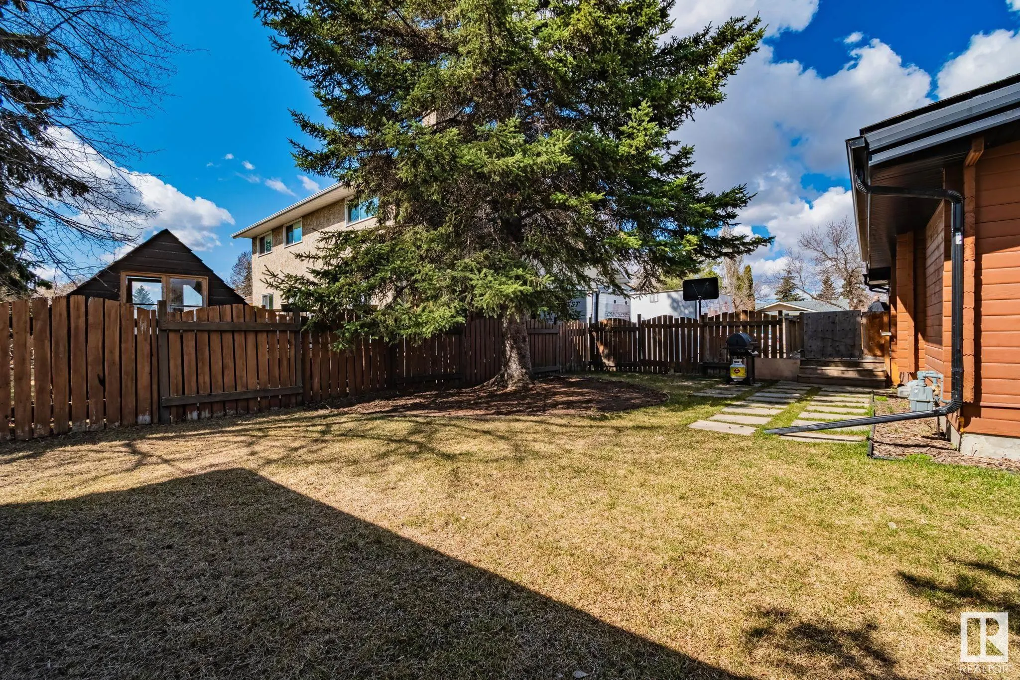 80 AKINS Drive