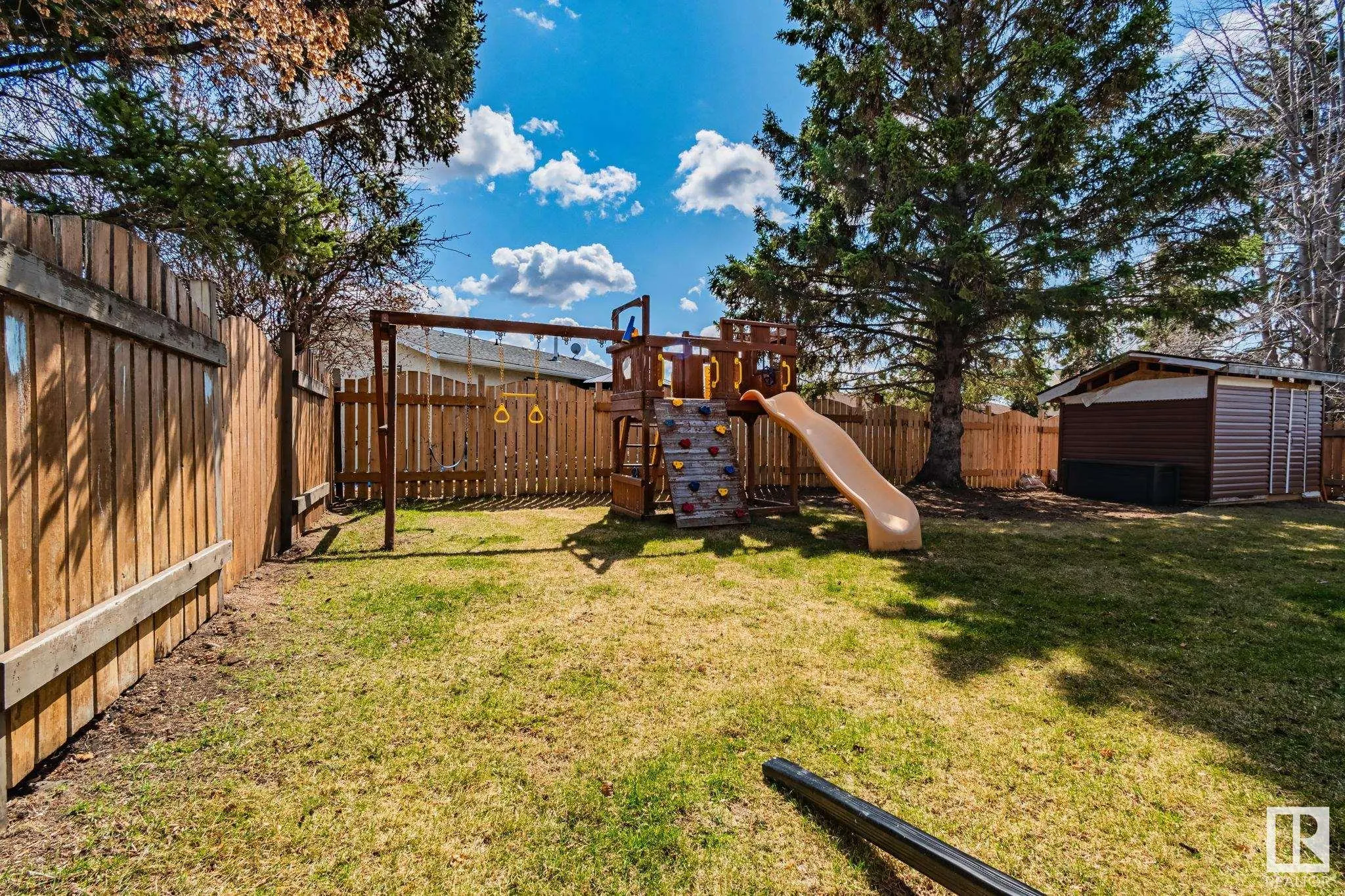 80 AKINS Drive
