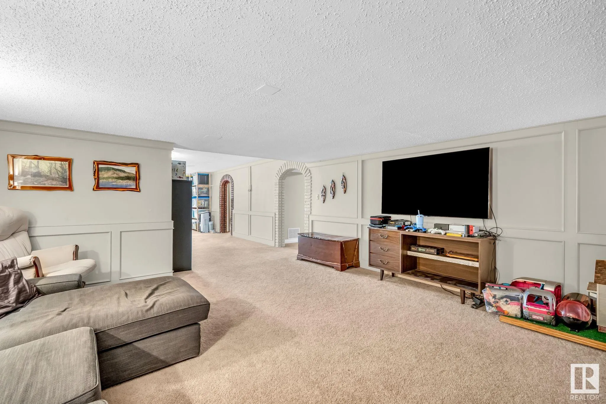 80 AKINS Drive