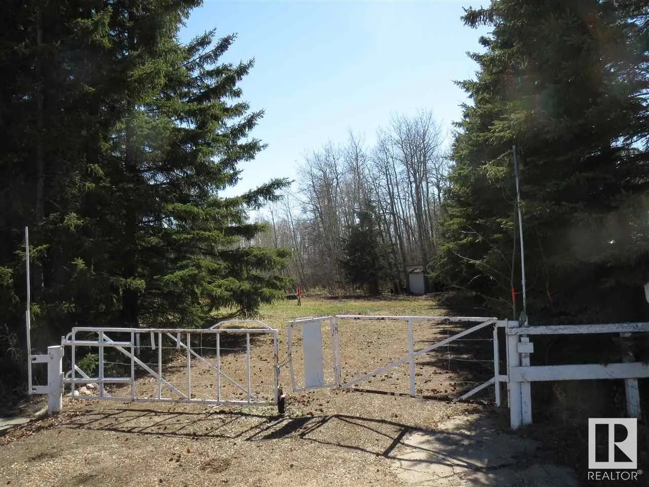 32 51263 Range Road 204