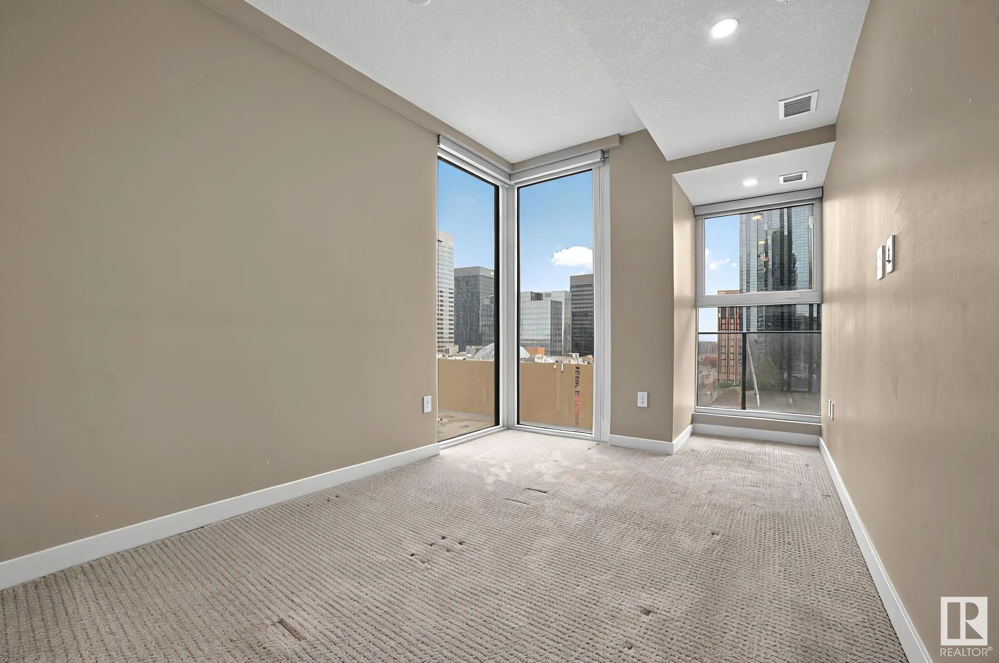 10180 103 Street