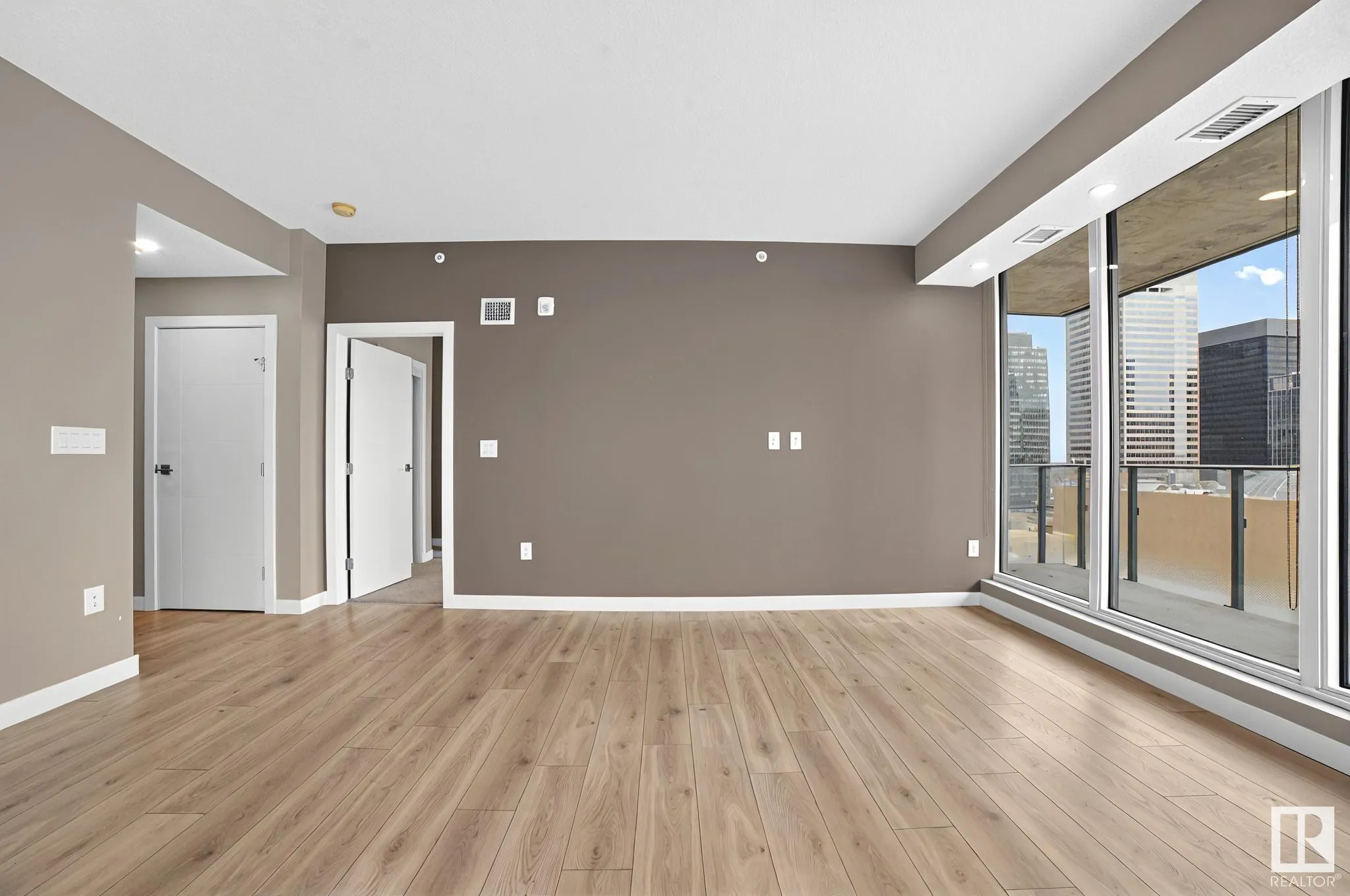 10180 103 Street