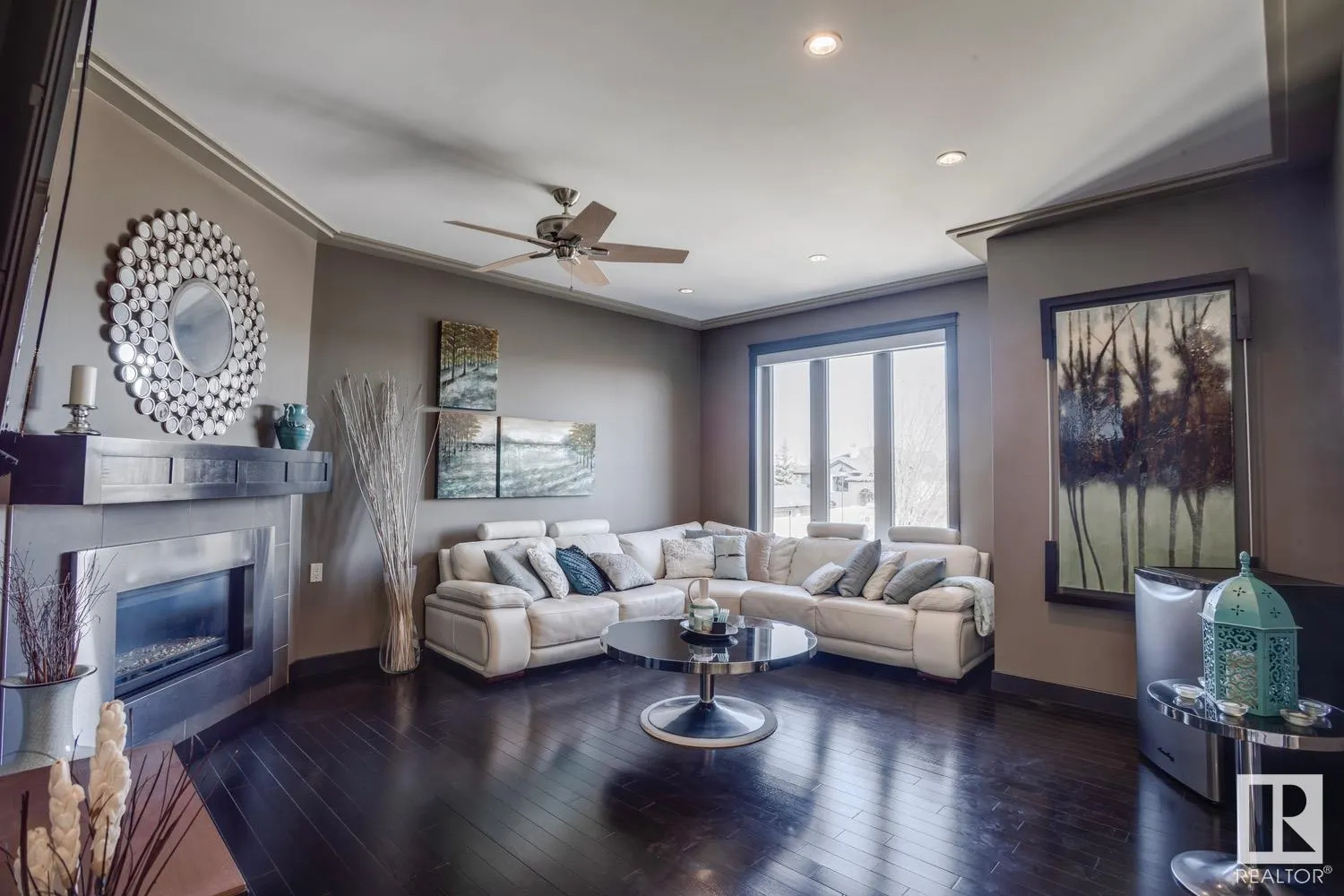 14 OAK Point(e)