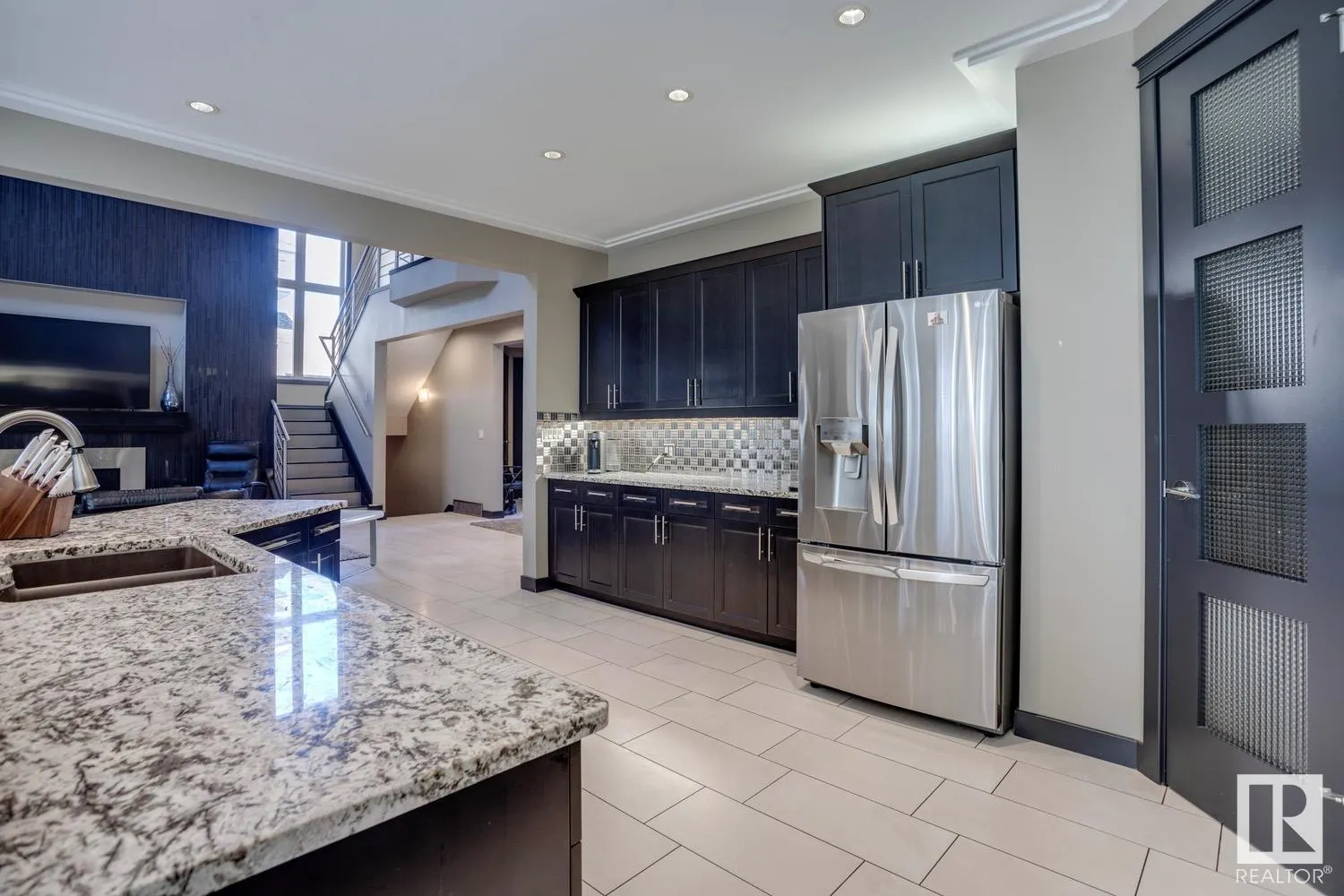 14 OAK Point(e)