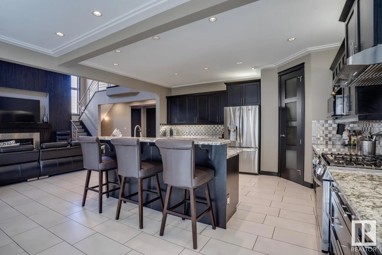 14 OAK Point(e)