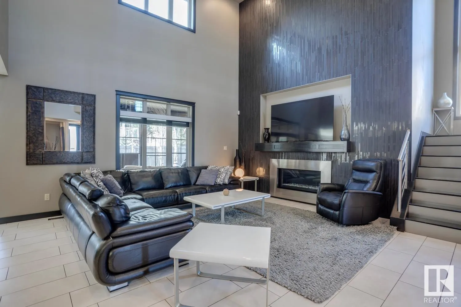 14 OAK Point(e)