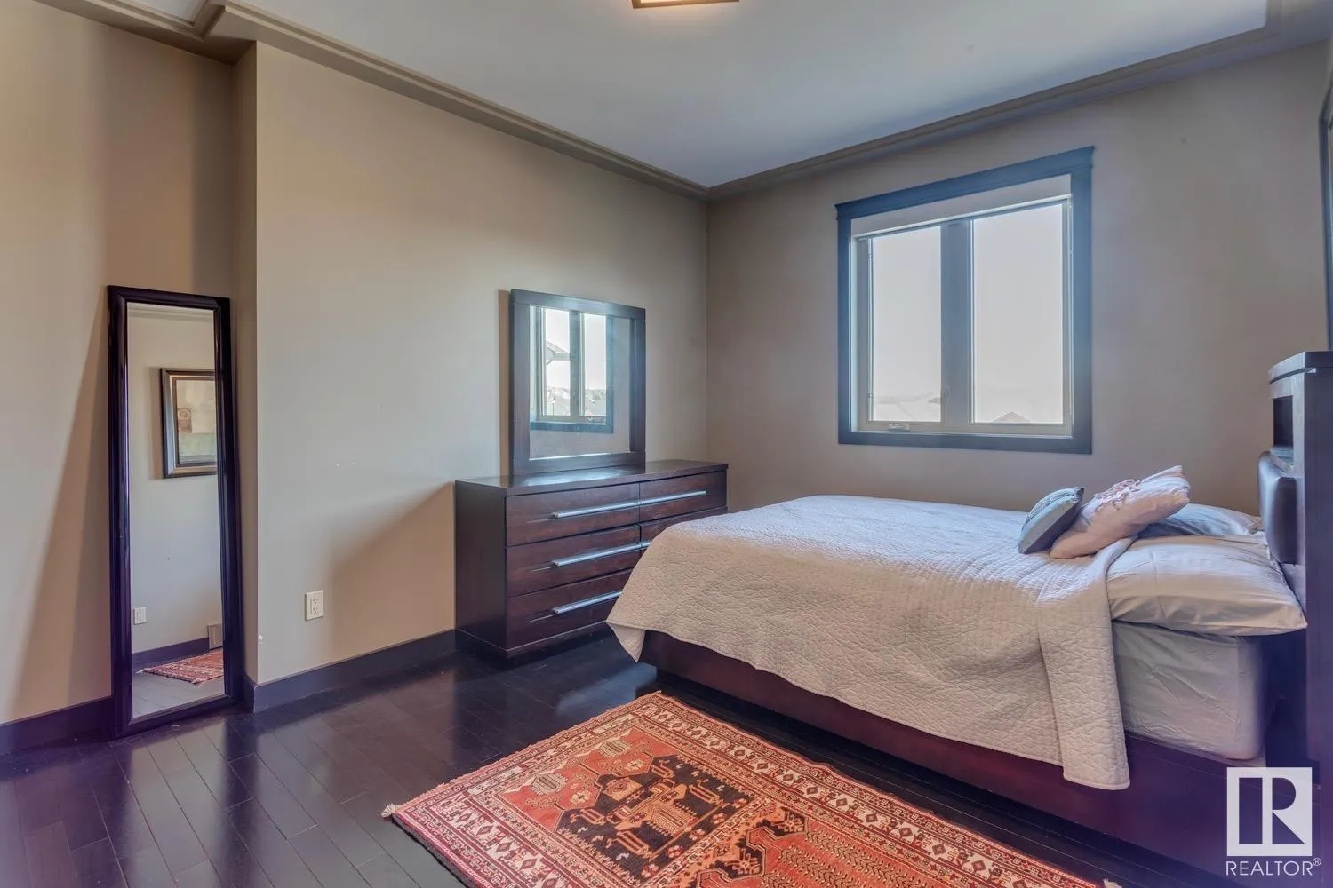 14 OAK Point(e)