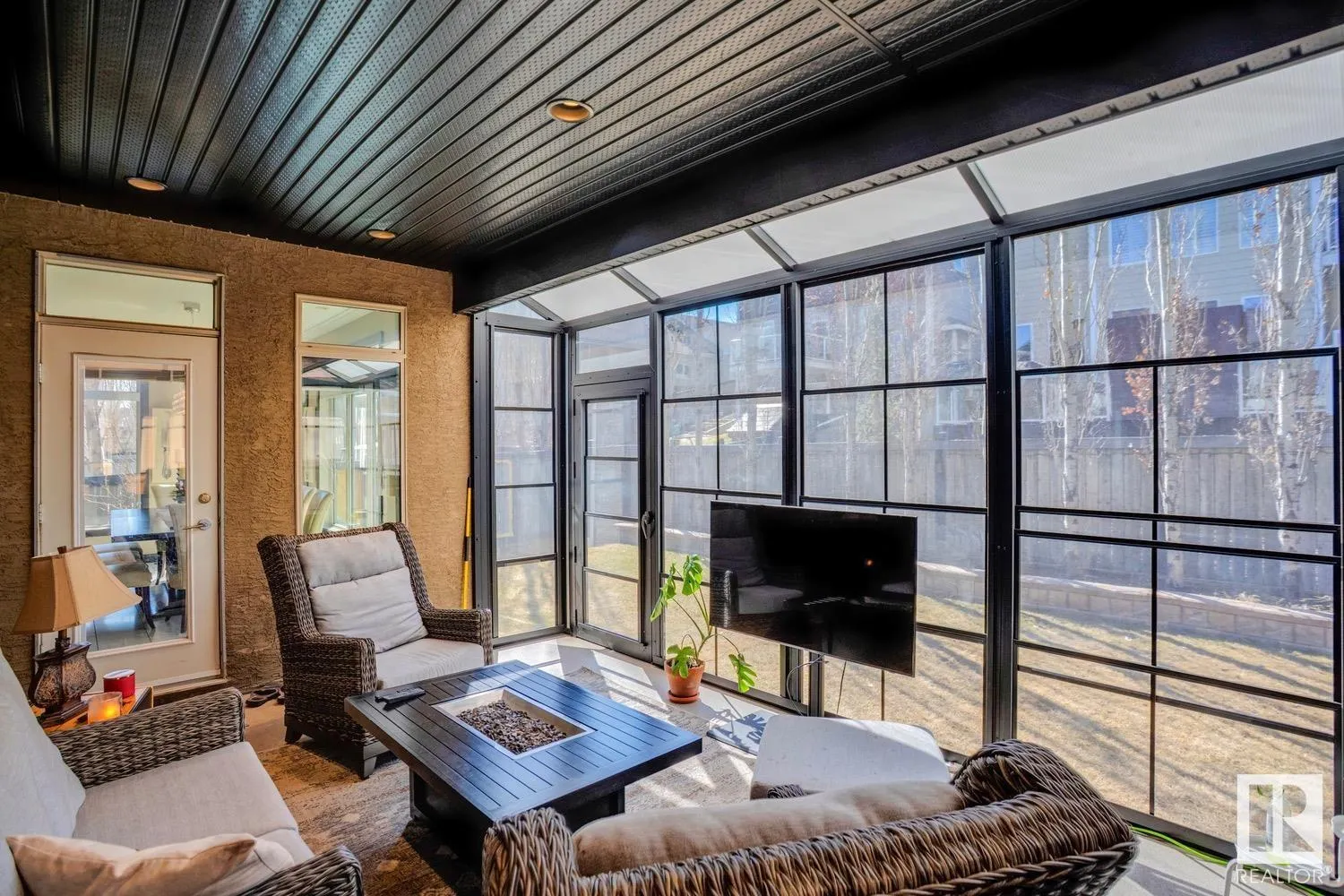14 OAK Point(e)