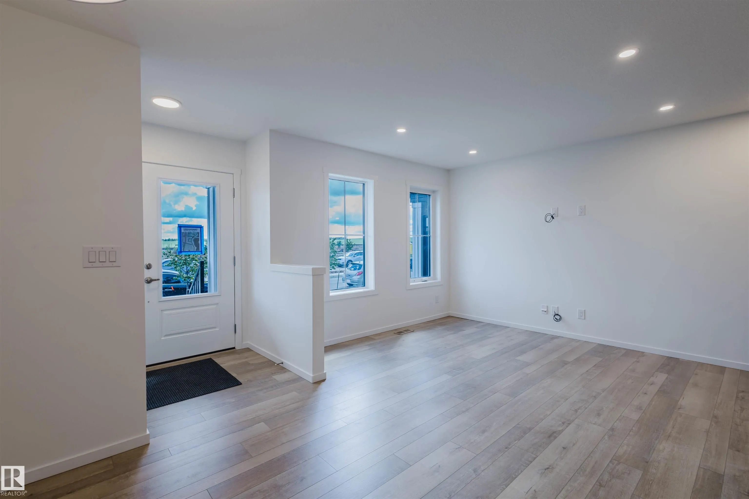 1050 Hearthstone Boulevard