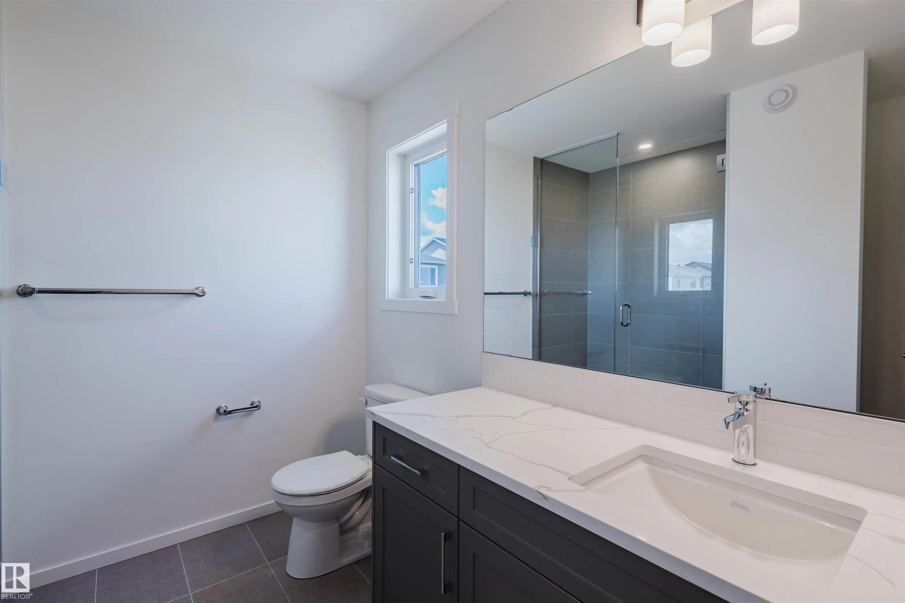1050 Hearthstone Boulevard