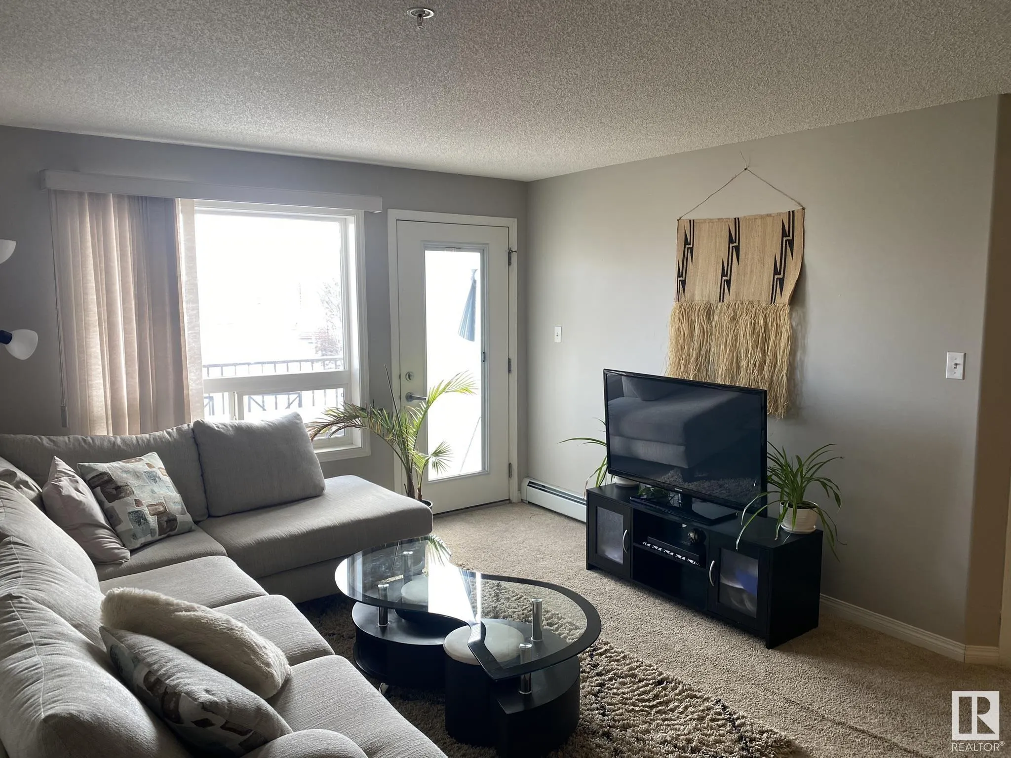 320 CLAREVIEW STATION Drive