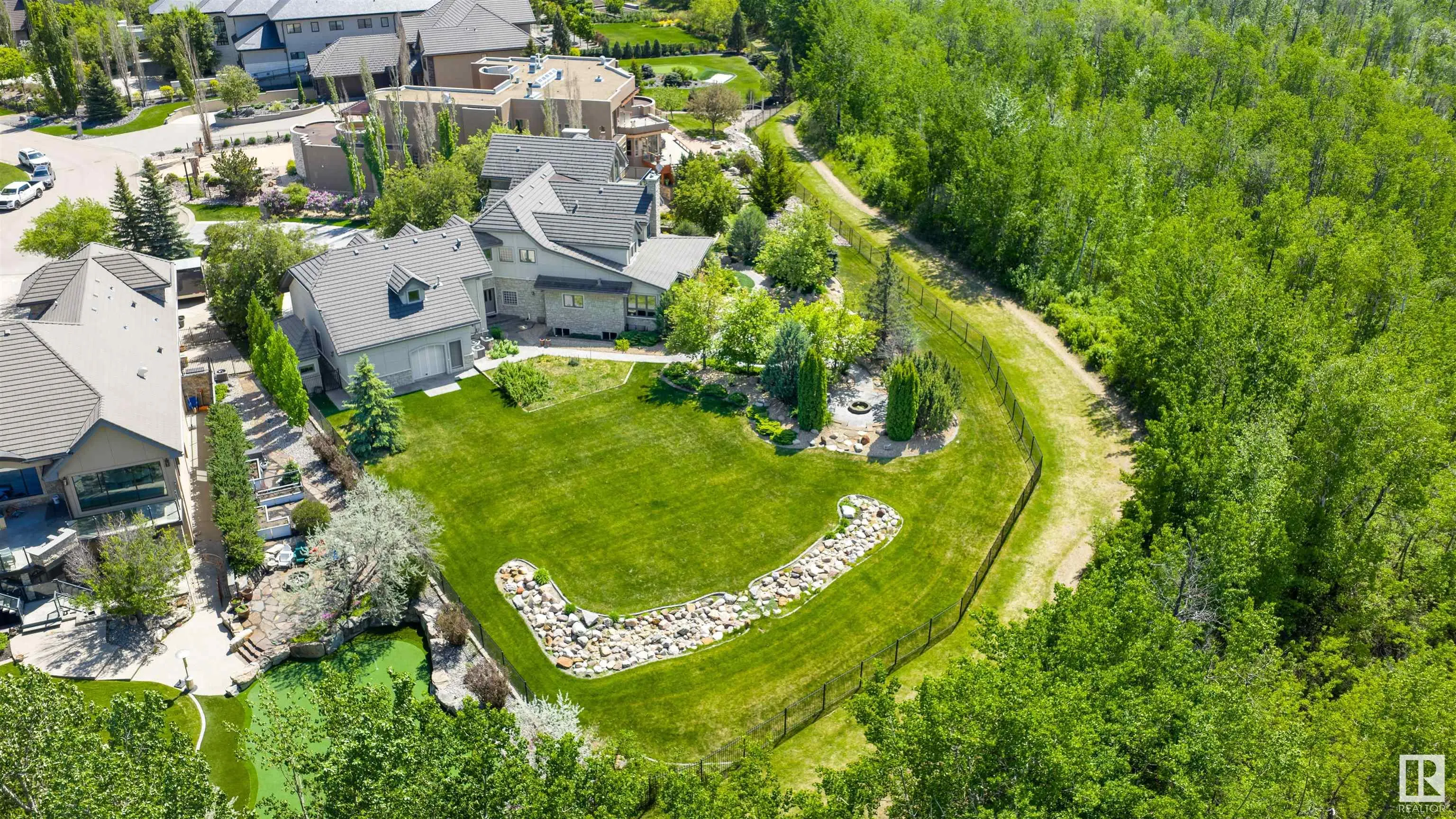74 WINDERMERE Drive