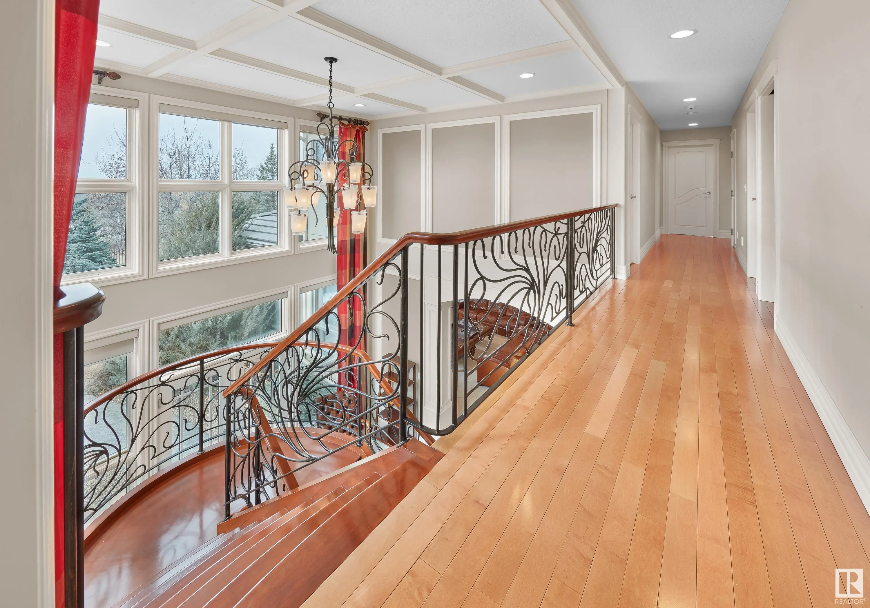 74 WINDERMERE Drive