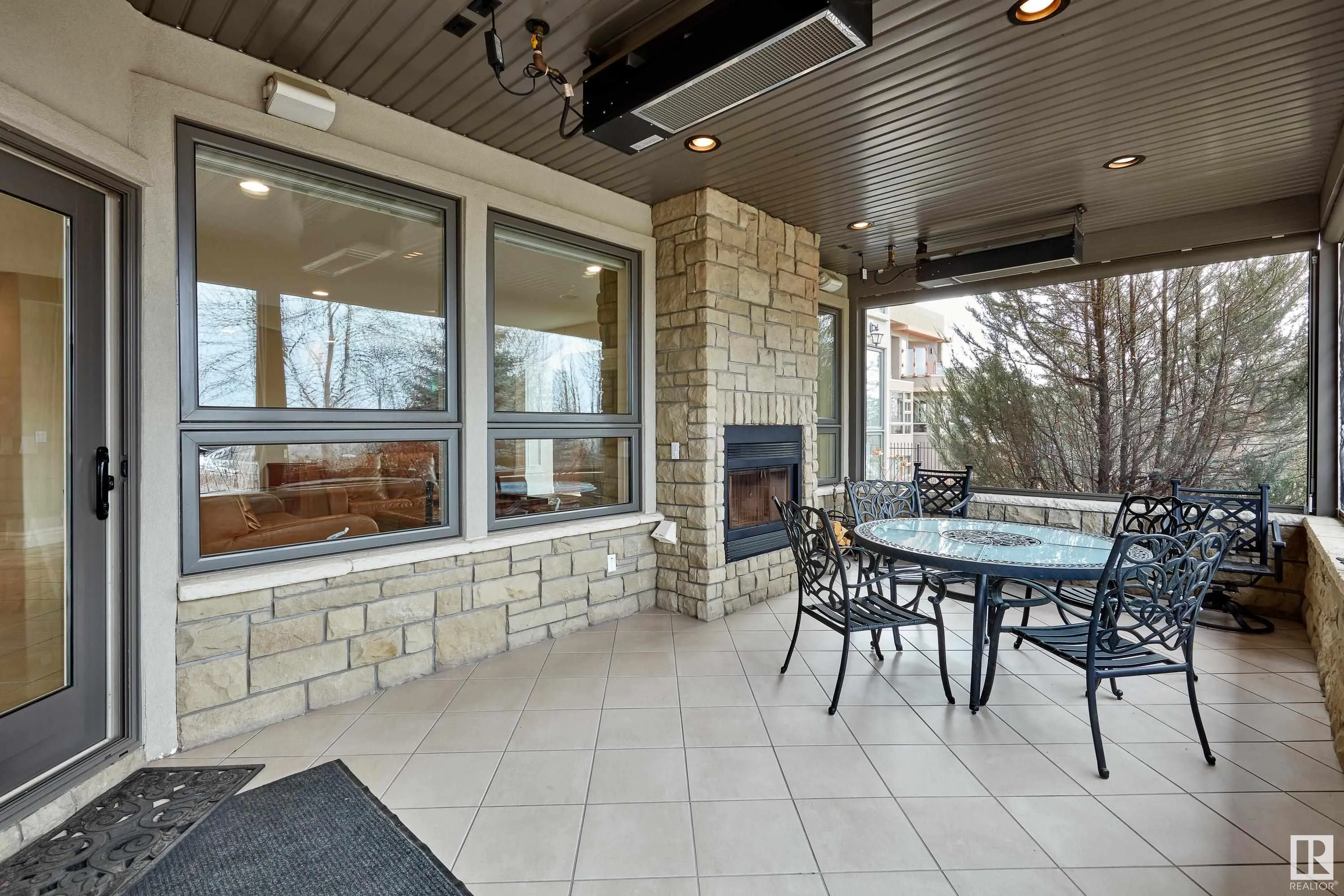 74 WINDERMERE Drive