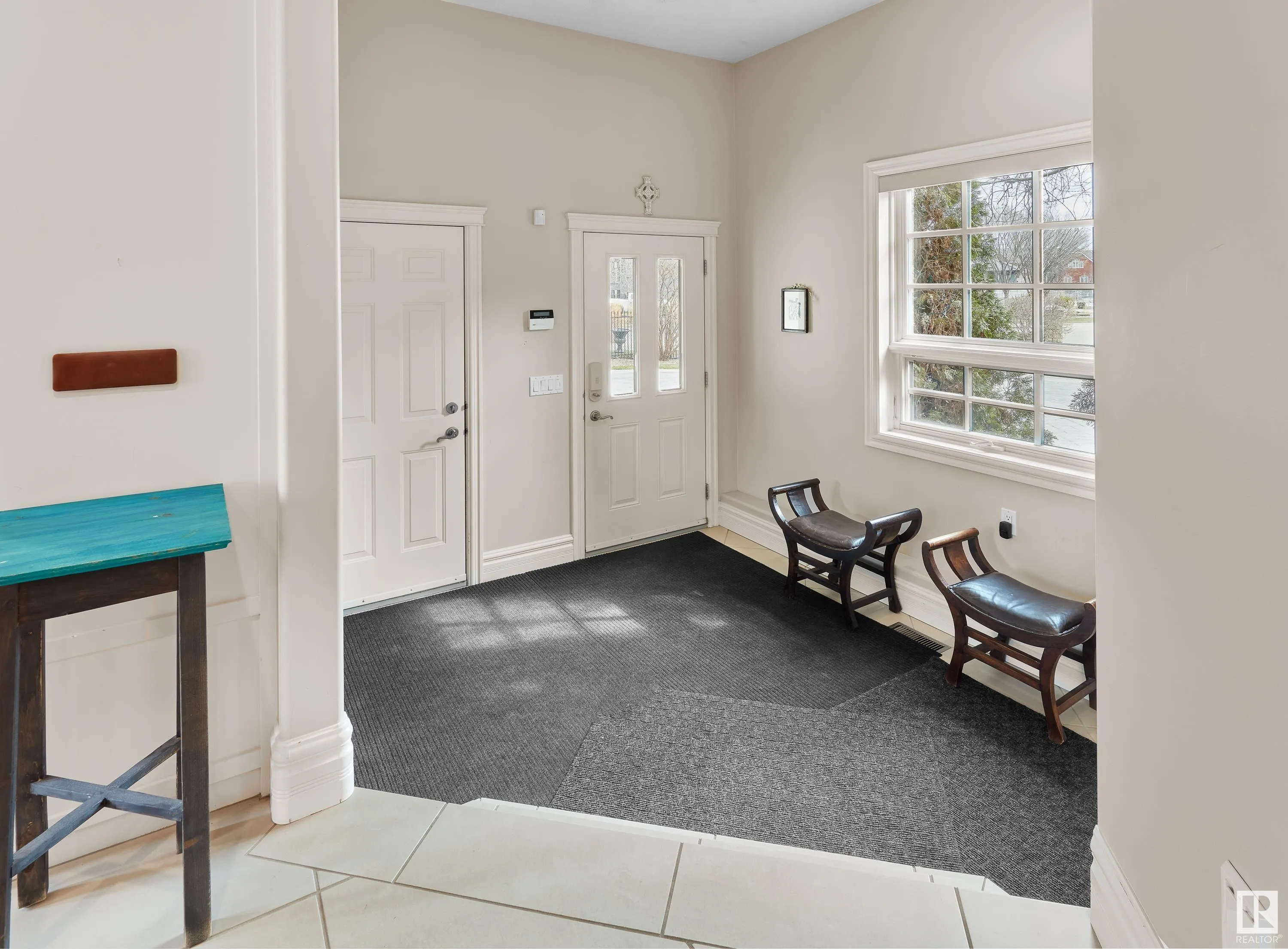 74 WINDERMERE Drive